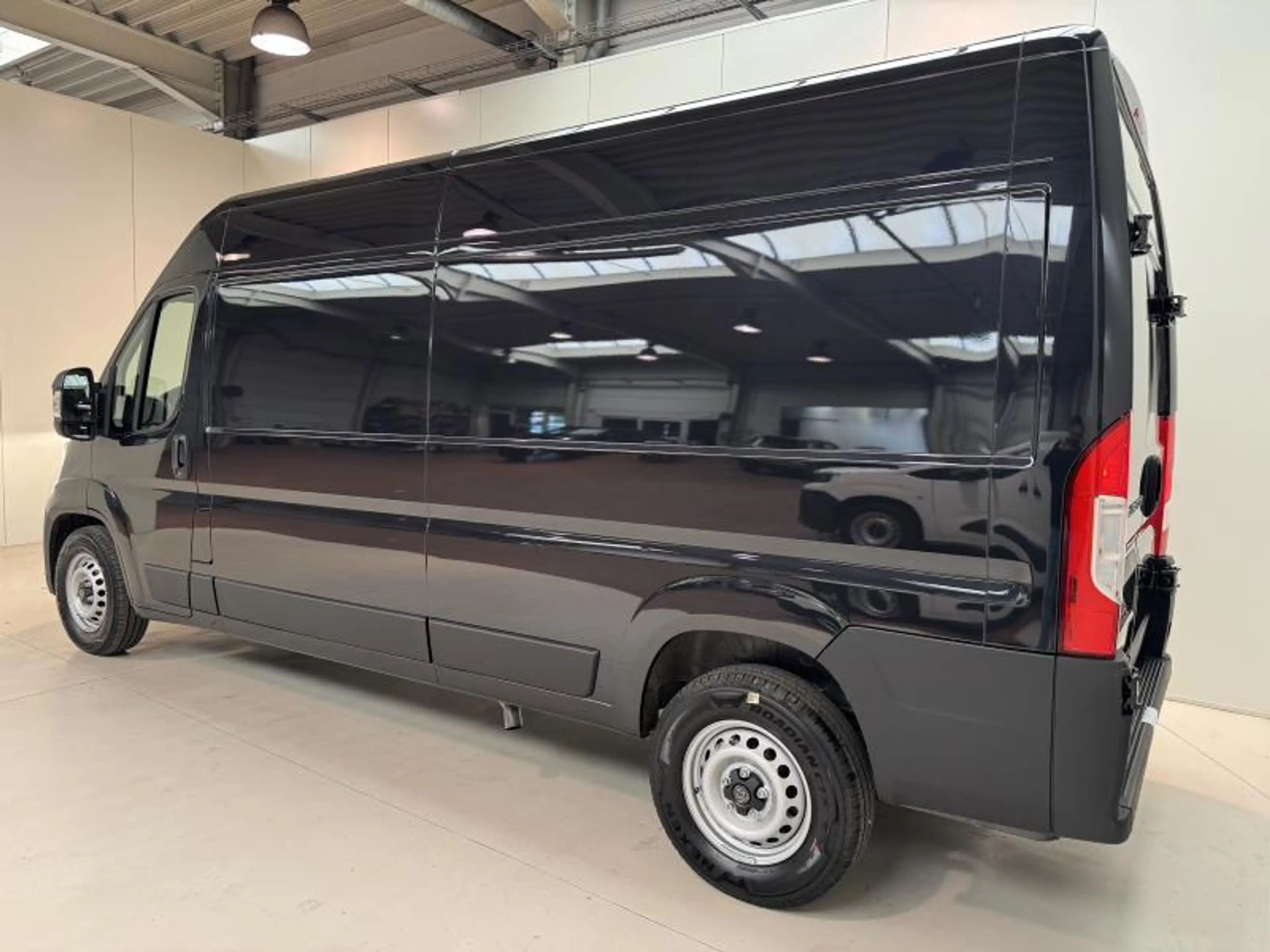 Peugeot Boxer 2.2B-HDi EAT8 180 L3H2 35 HEAVY S&S LED|GPS|360PDC — photo 5