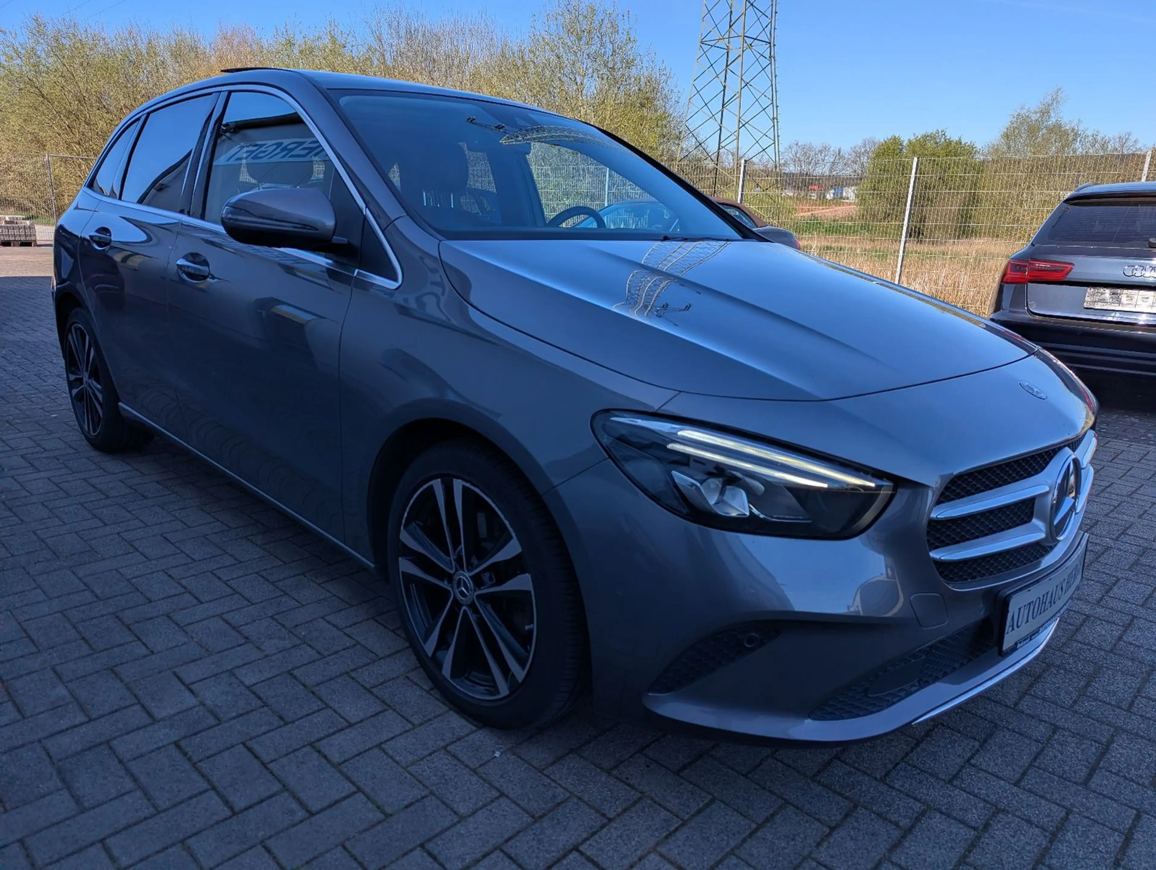 Mercedes-Benz B 220 d 8G-DCT Progressive — photo 3
