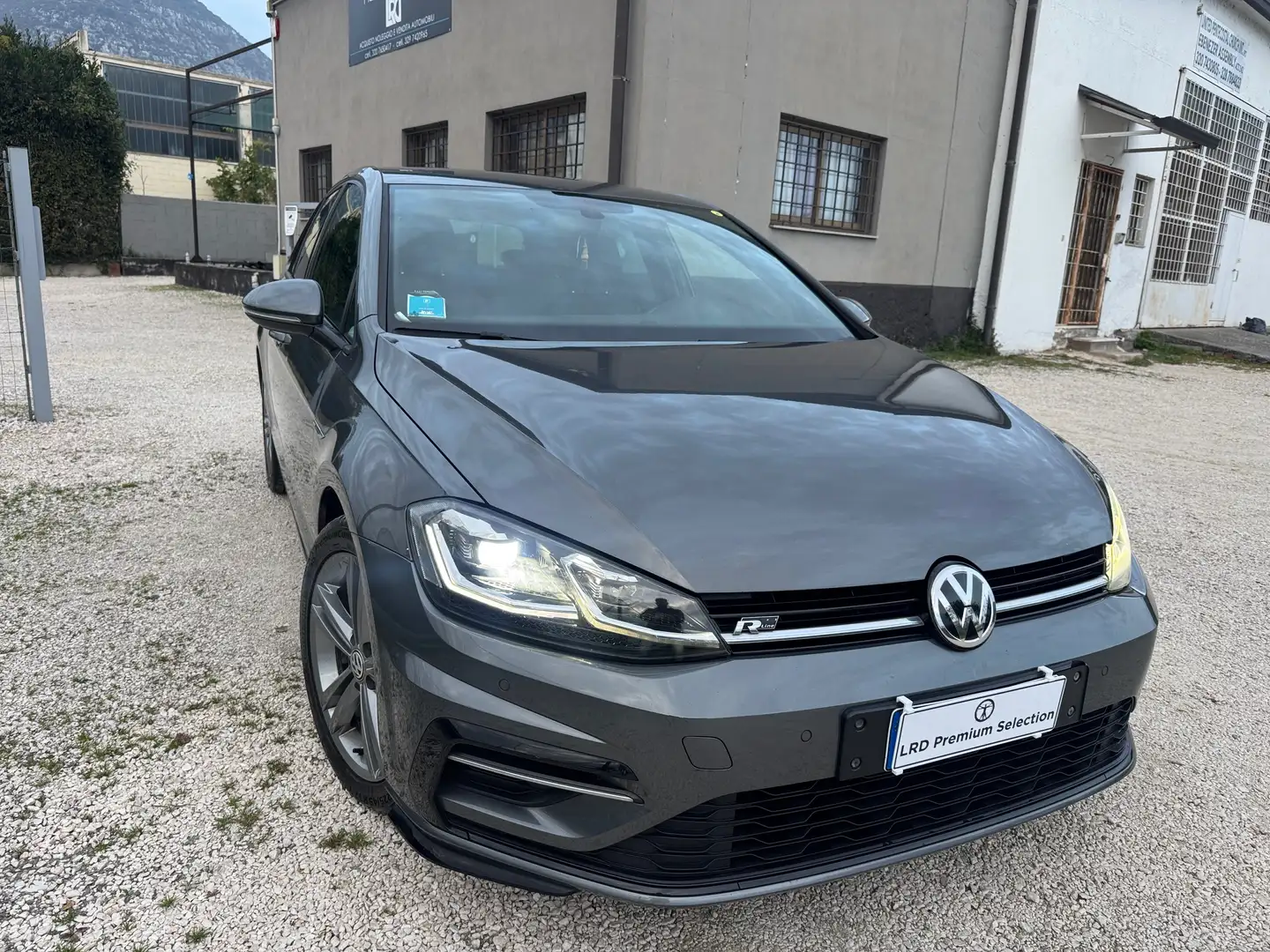 Volkswagen Golf Golf 7 R-Line 1.6 Tdi Pack R Top di Gamma Euro6d Gris - 2