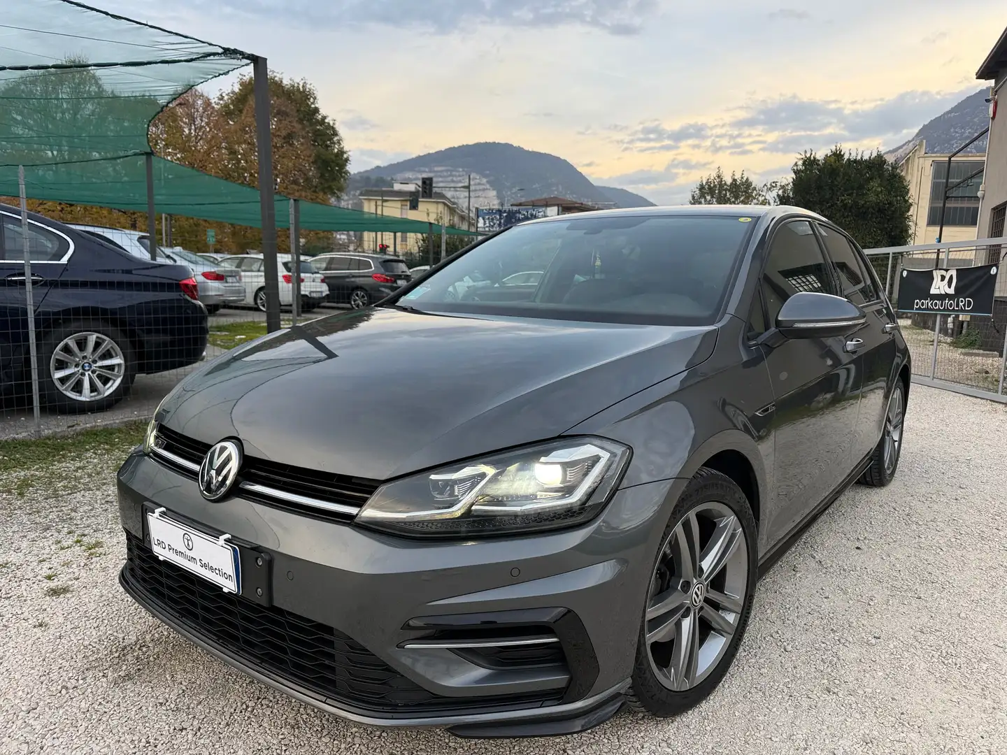 Volkswagen Golf Golf 7 R-Line 1.6 Tdi Pack R Top di Gamma Euro6d Gris - 1