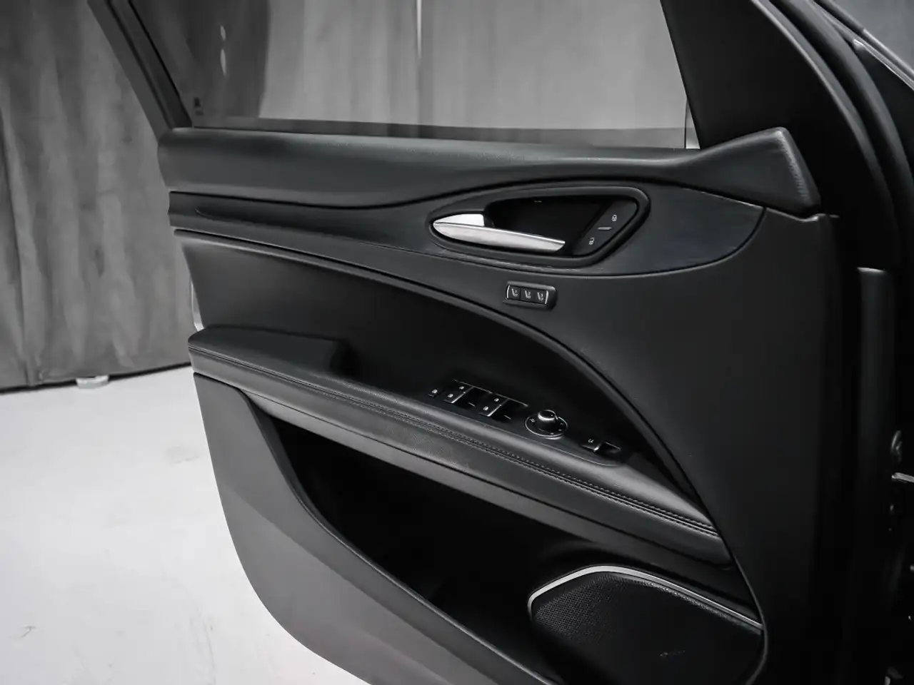 Alfa Romeo Stelvio fotografie Alfa Romeo Stelvio