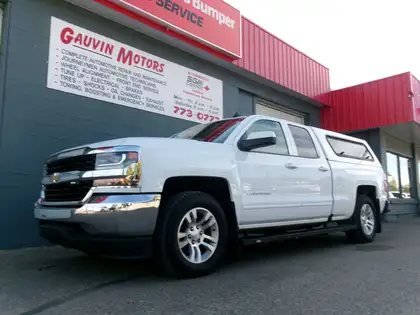 White 2017 Chevrolet Silverado 1500 Pickup Truck Four-Wheel Drive 6-Speed Automatic