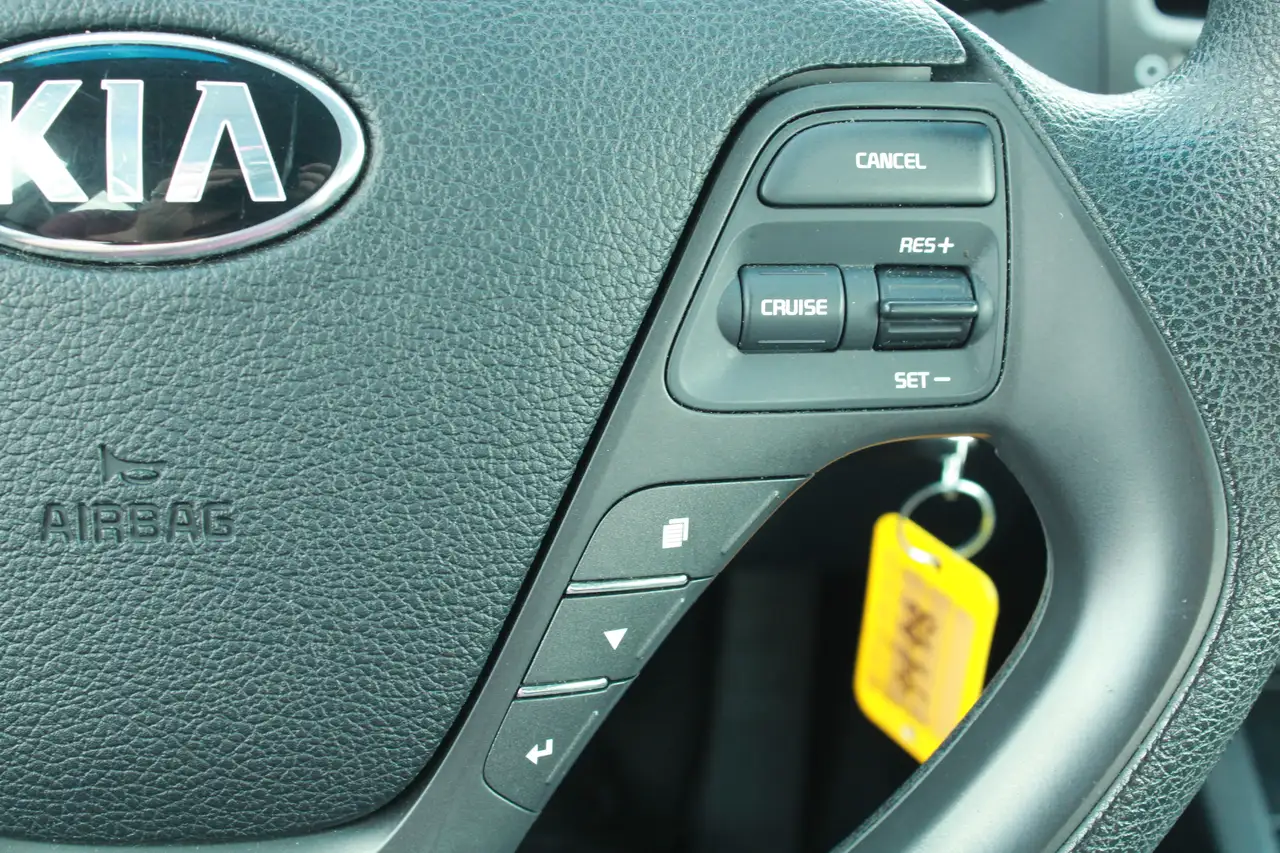 Kia Forte снимка Kia Forte