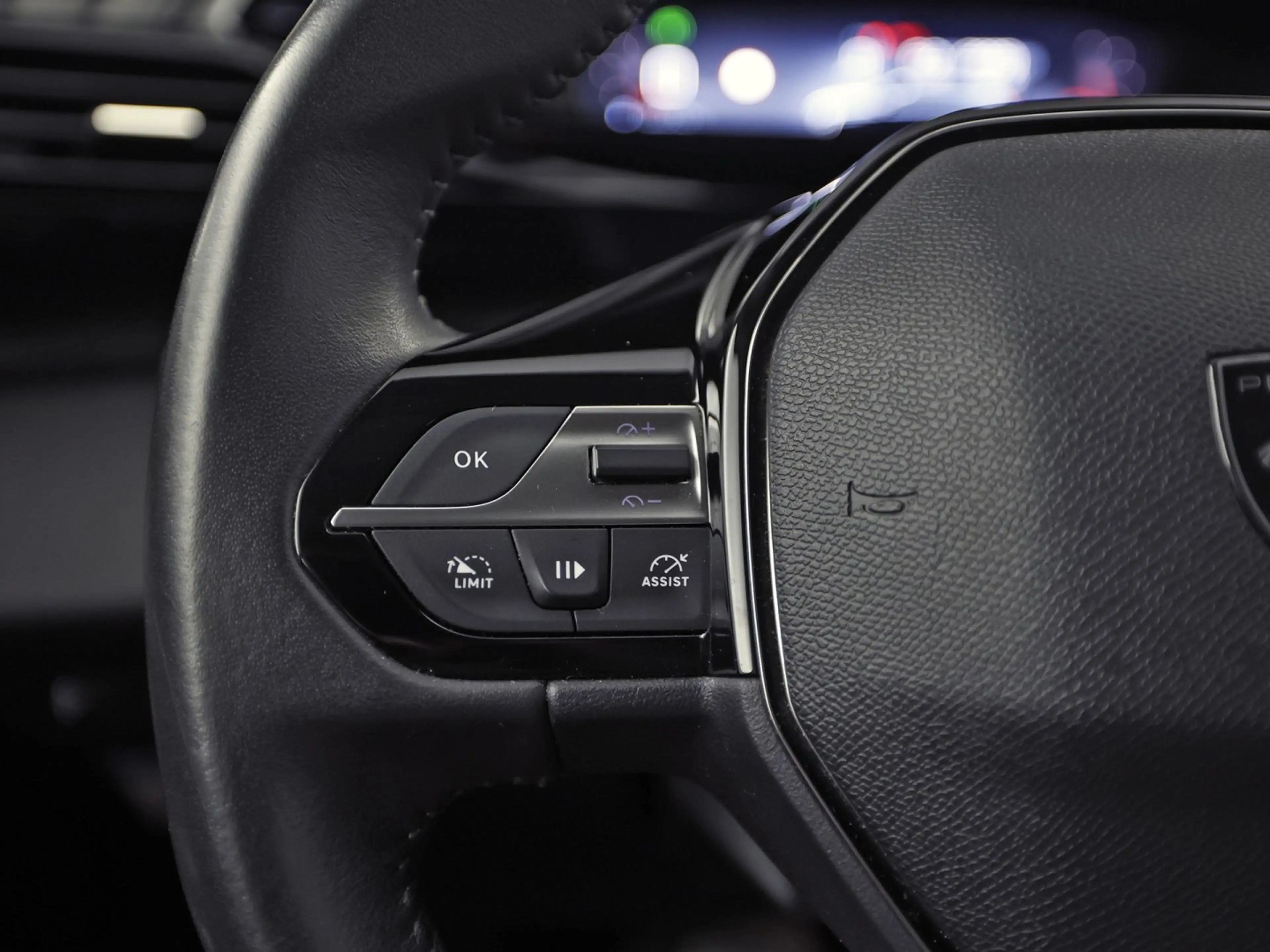 Peugeot 308 SW 1.2 PureTech Active Sport (VIRTUAL COCKPIT, APP — photo 19