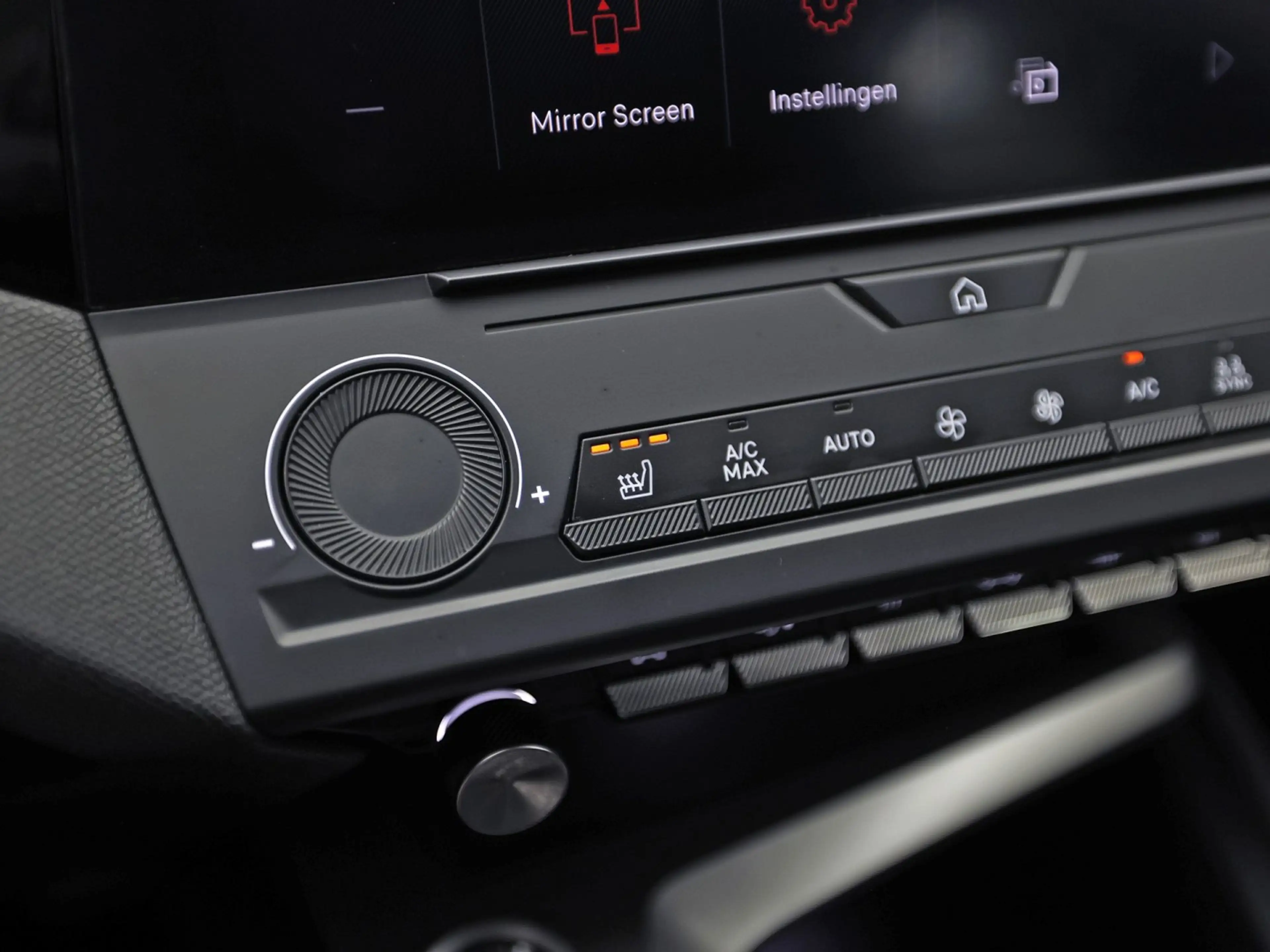 Peugeot 308 SW 1.2 PureTech Active Sport (VIRTUAL COCKPIT, APP — photo 9