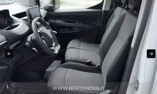Citroen Berlingo view 3