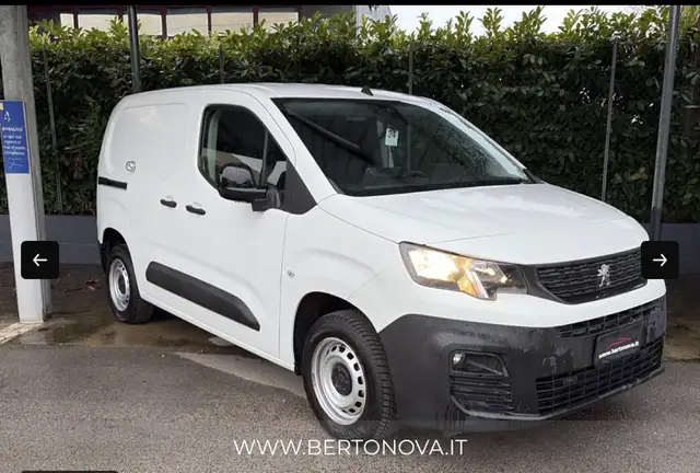 Citroen Berlingo view 2