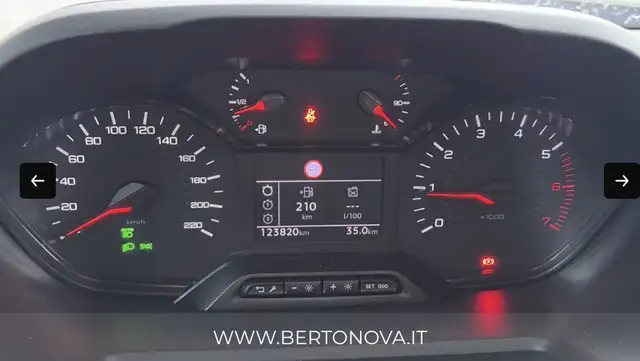 Citroen Berlingo view 4
