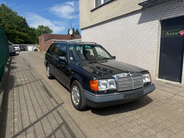 Mercedes-Benz 300 voll