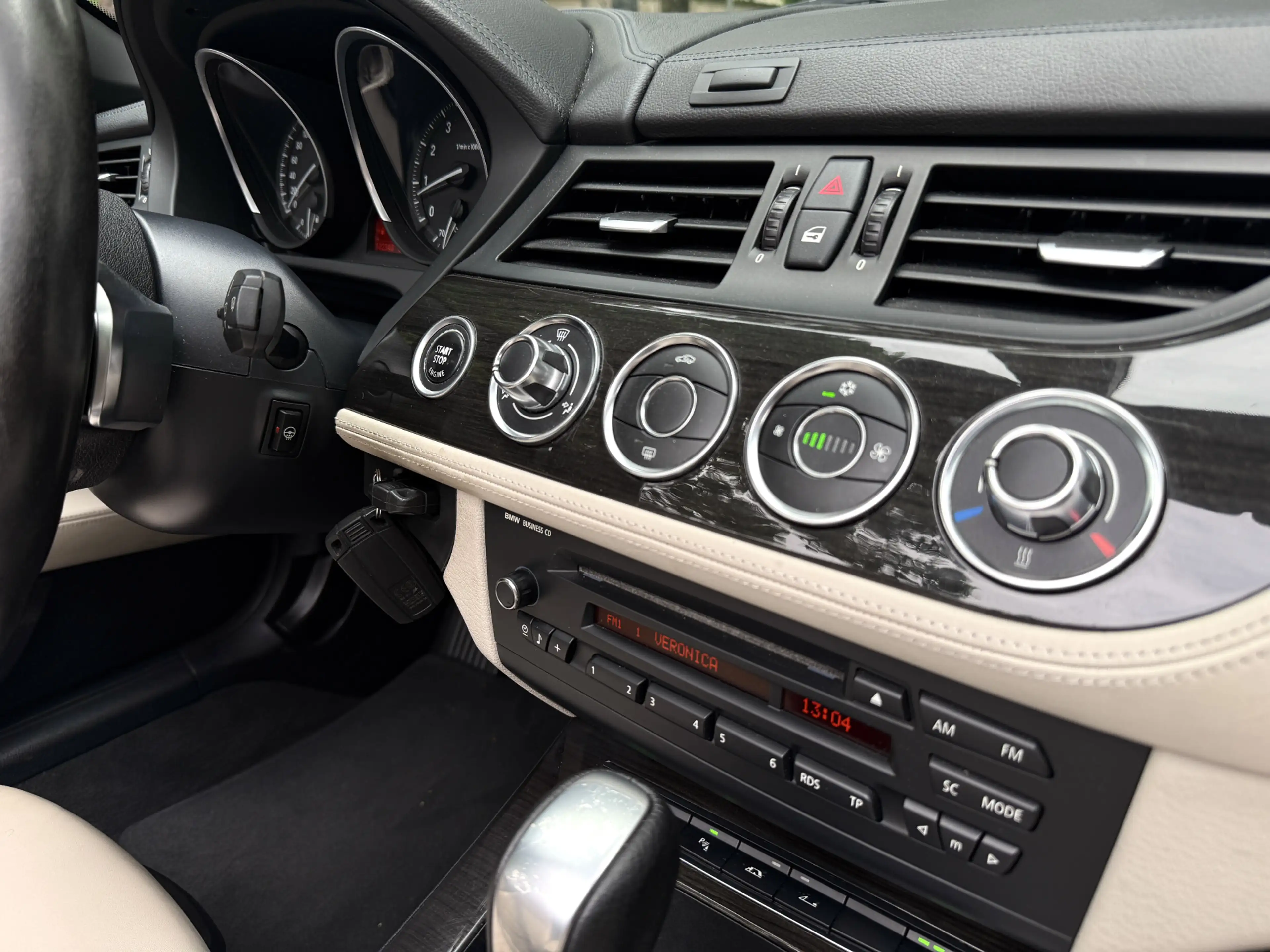BMW Z4 [E89] sDrive23i Aut. Design Pure White l Stuurverw — photo 9