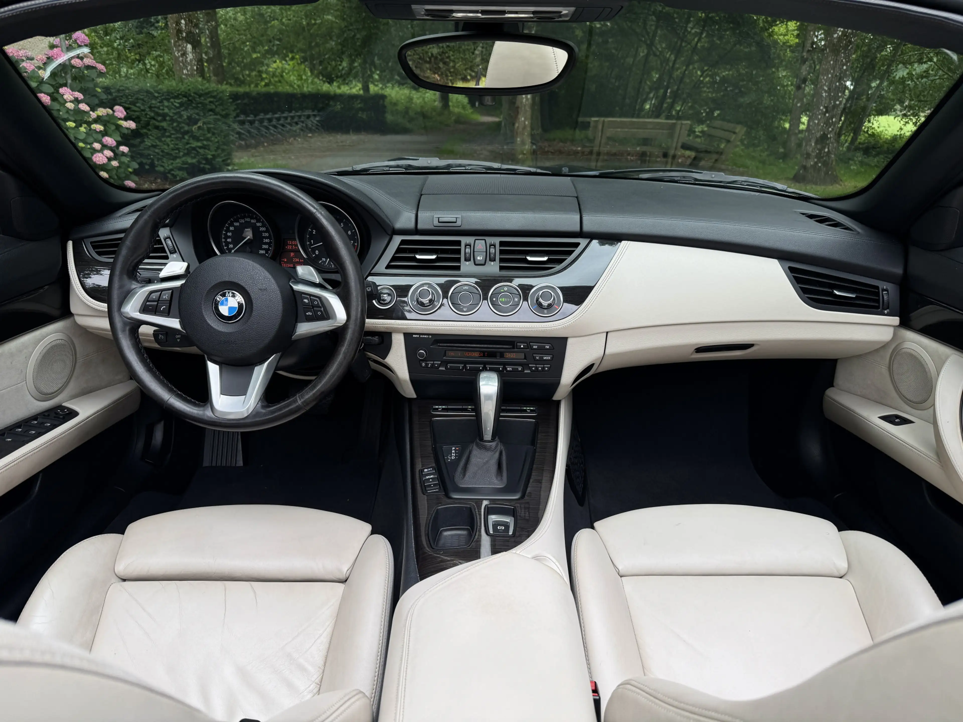 BMW Z4 [E89] sDrive23i Aut. Design Pure White l Stuurverw — photo 3