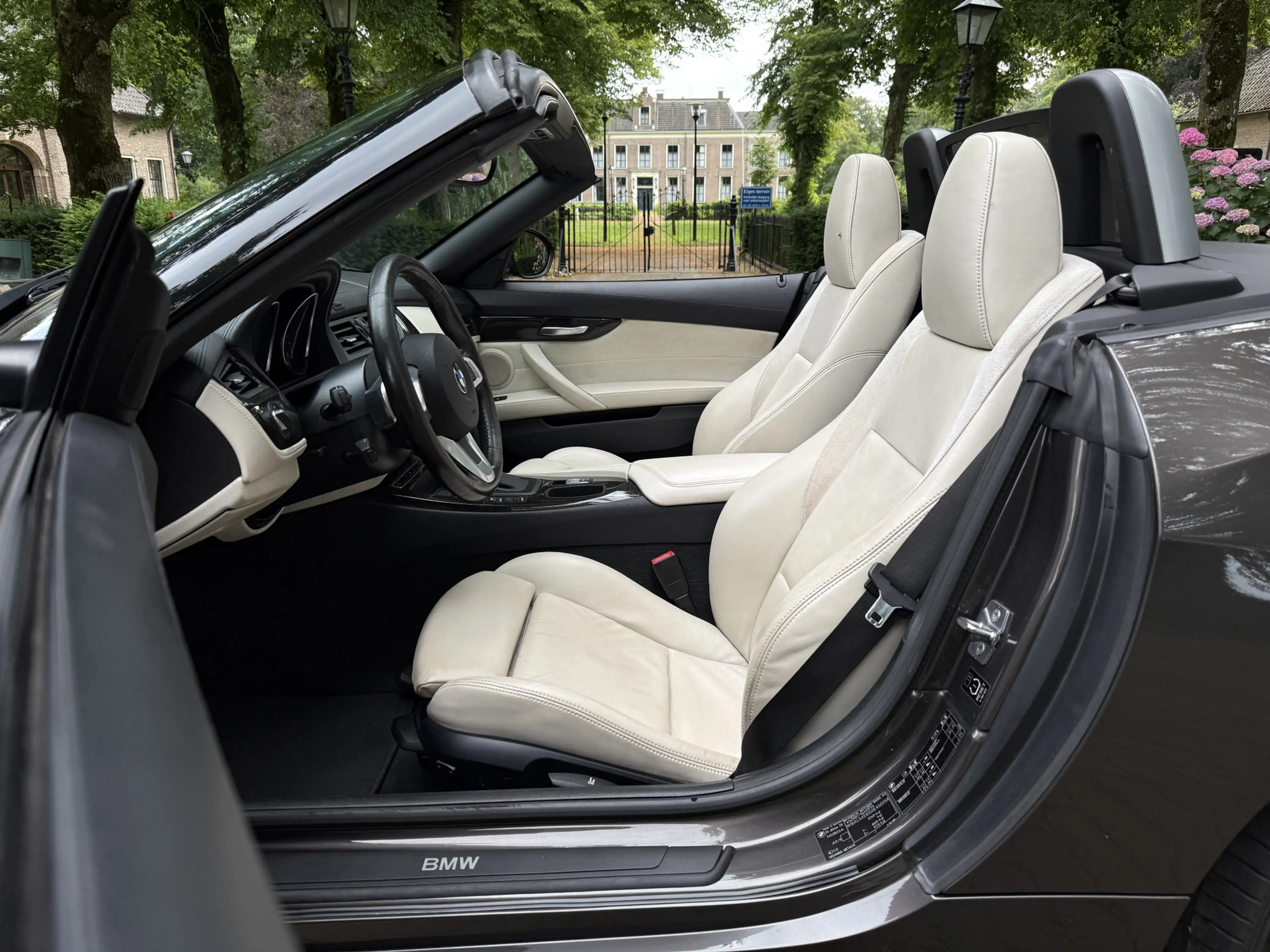 BMW Z4 [E89] sDrive23i Aut. Design Pure White l Stuurverw — photo 4