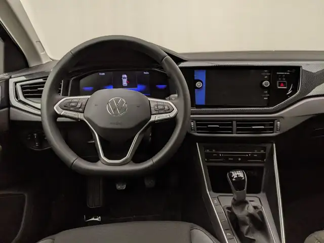 Volkswagen Polo view 7