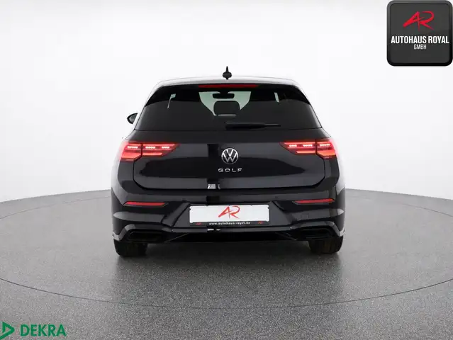 Volkswagen Golf view 4