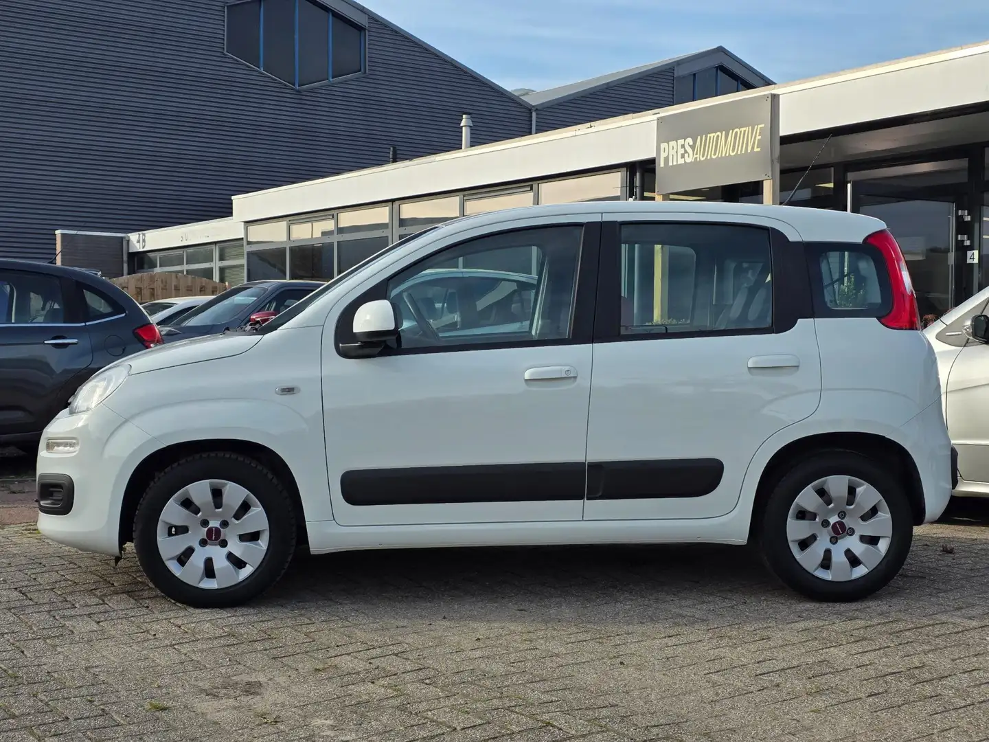 Fiat Panda 0.9 TwinAir Edizione Cool |AIRCO|NAVI|CARPLAY|CDV Wit - 2