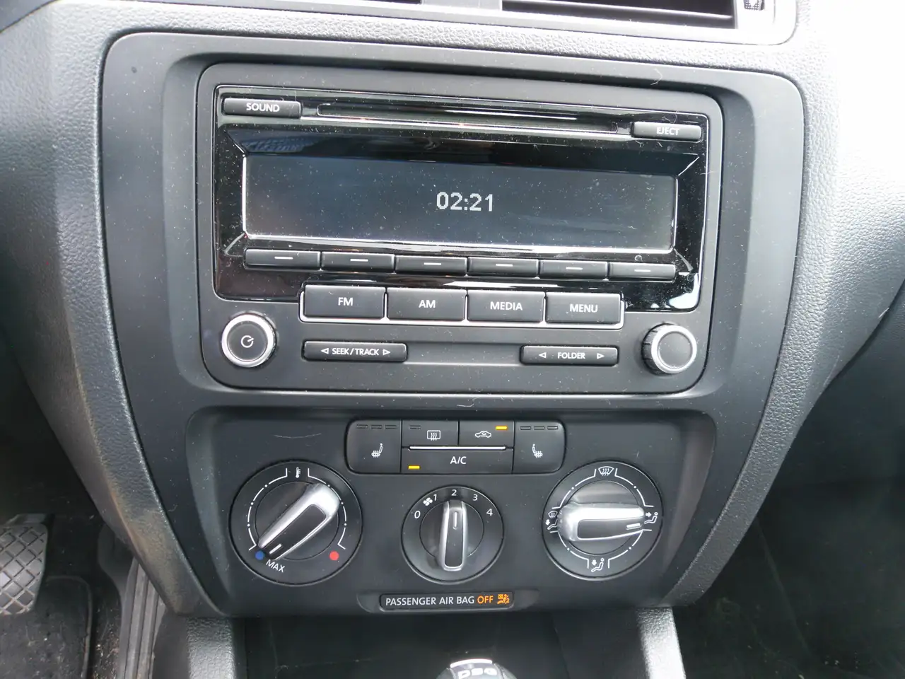 Volkswagen Jetta снимка Volkswagen Jetta