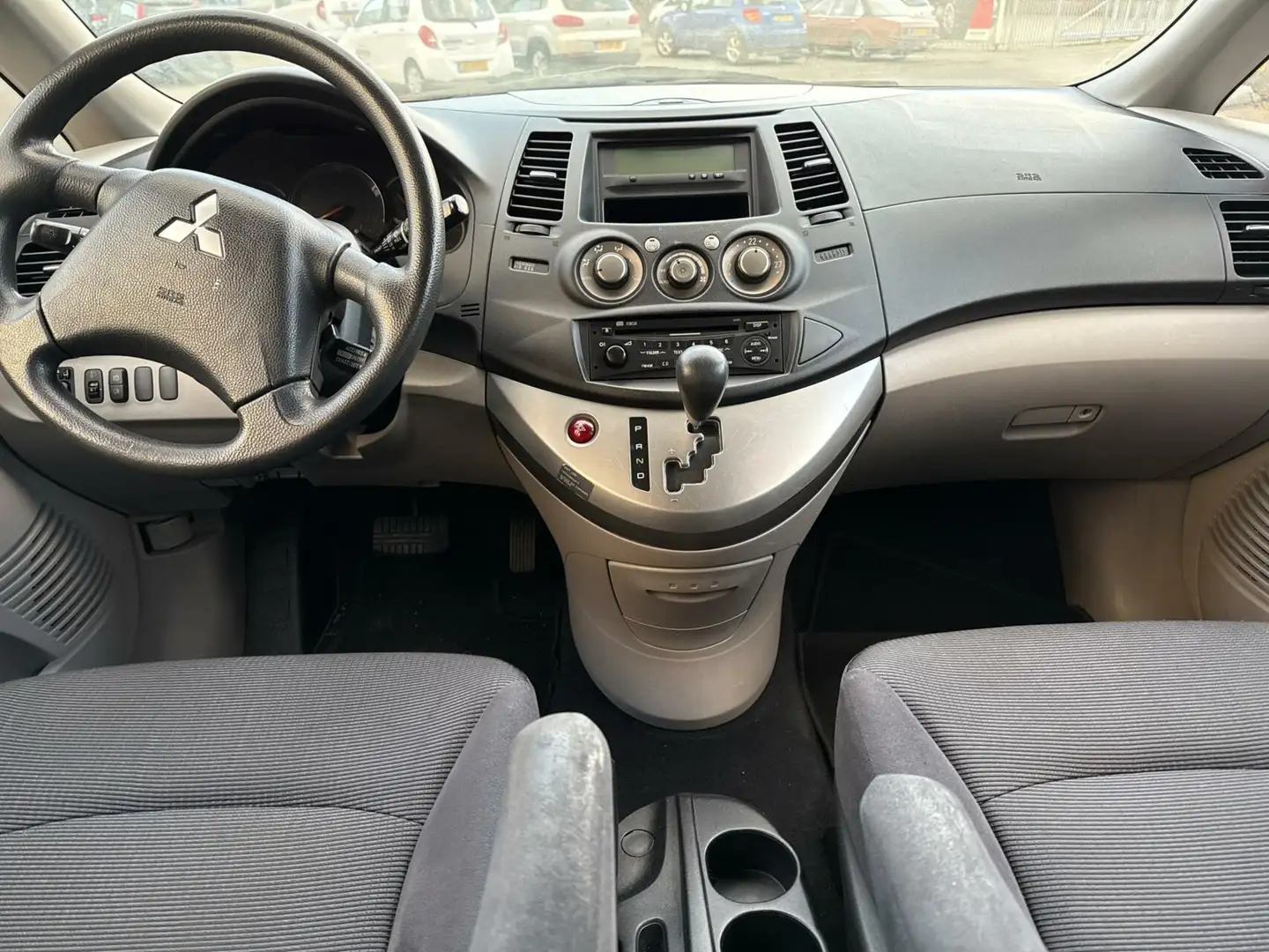 Mitsubishi Grandis 2.4-16V Intense, AUTOMAAT, 7 persoons, clima, crui Azul - 2