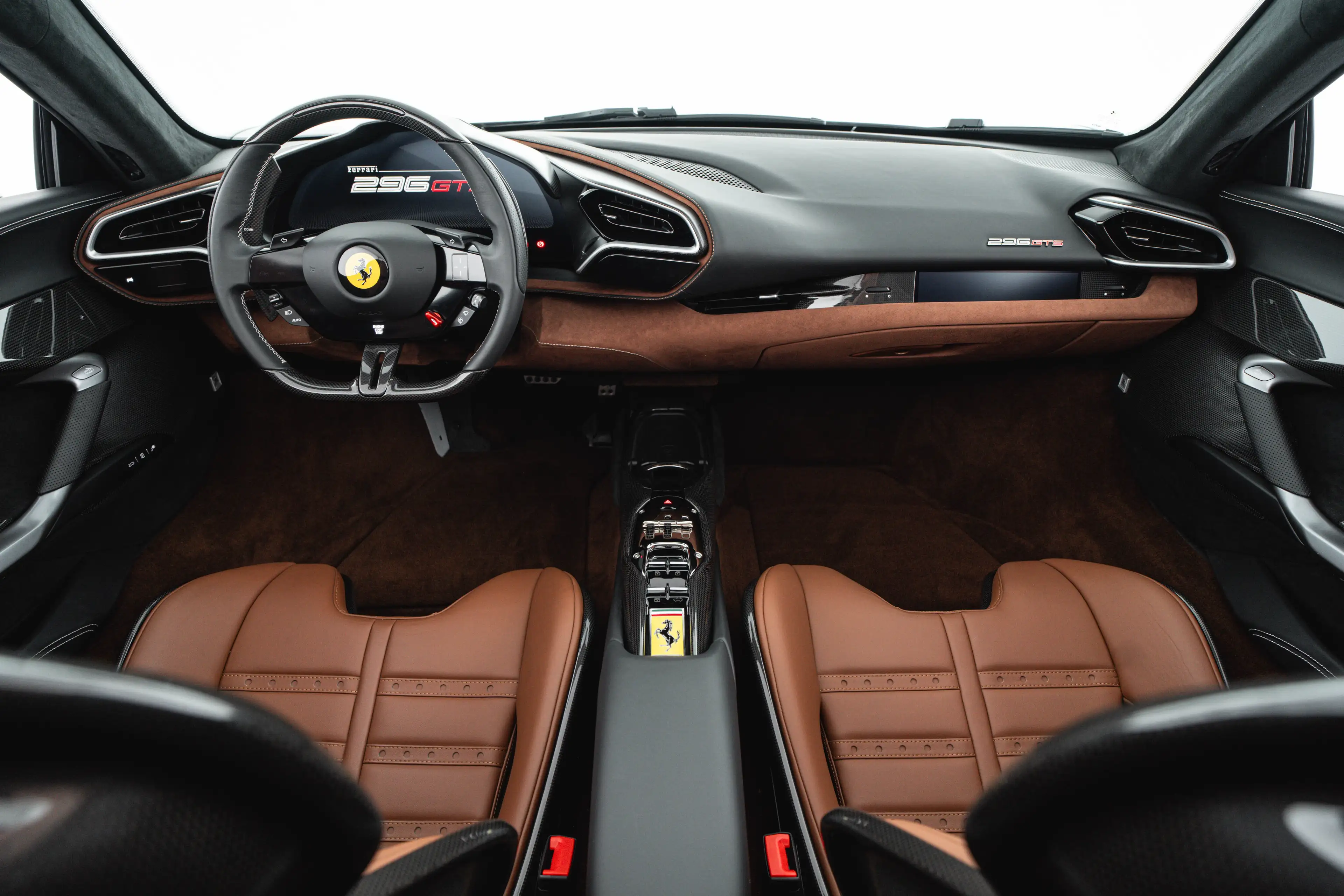 Ferrari 296 GTS Roadster PHEV F1 DCT — photo 10