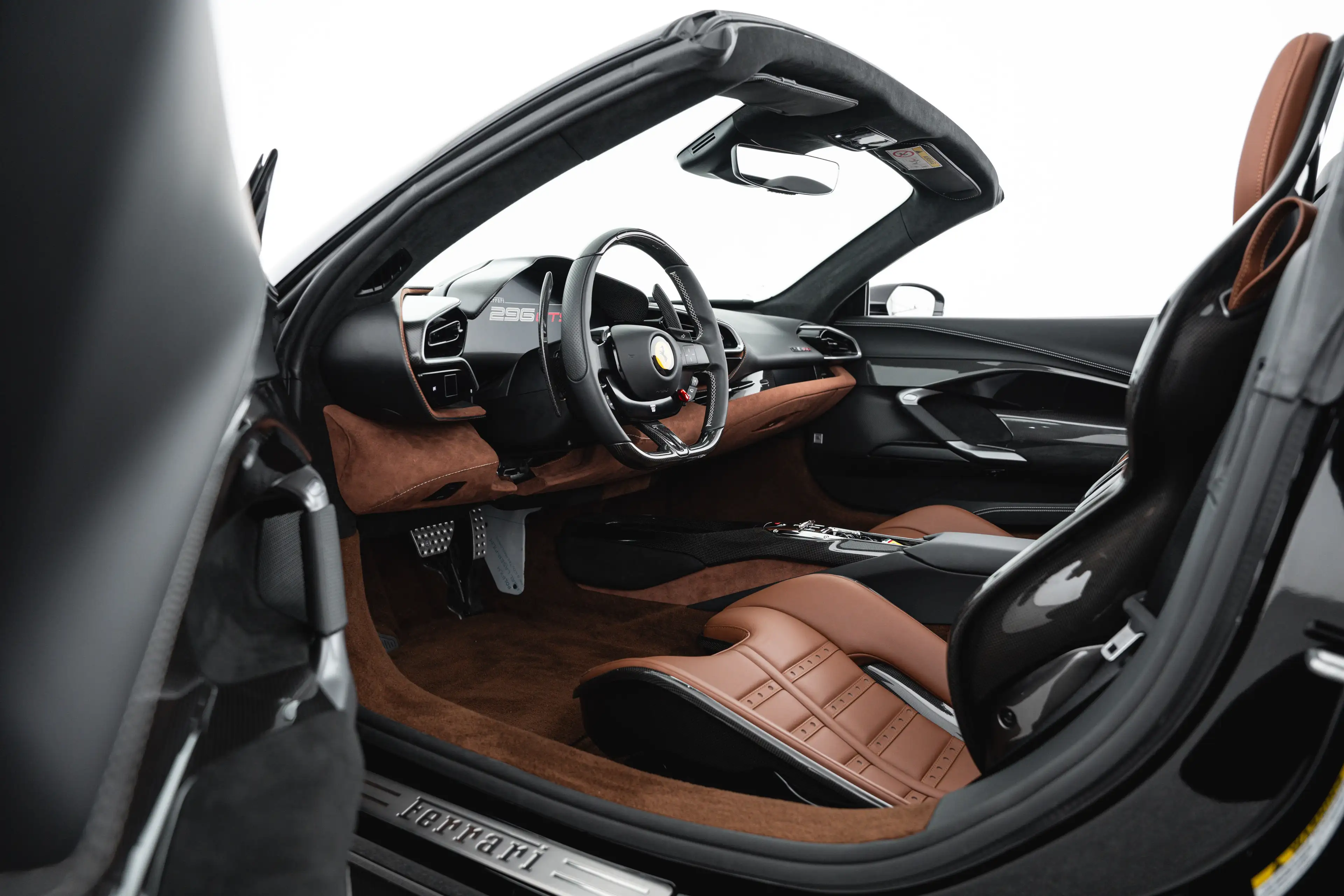 Ferrari 296 GTS Roadster PHEV F1 DCT — photo 14