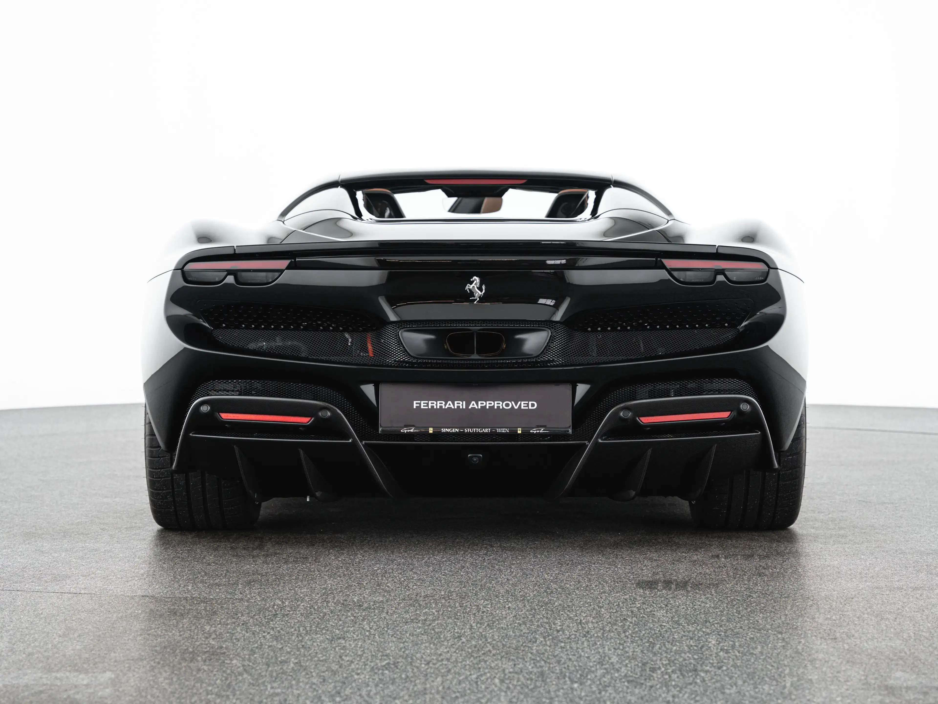 Ferrari 296 GTS Roadster PHEV F1 DCT — photo 6