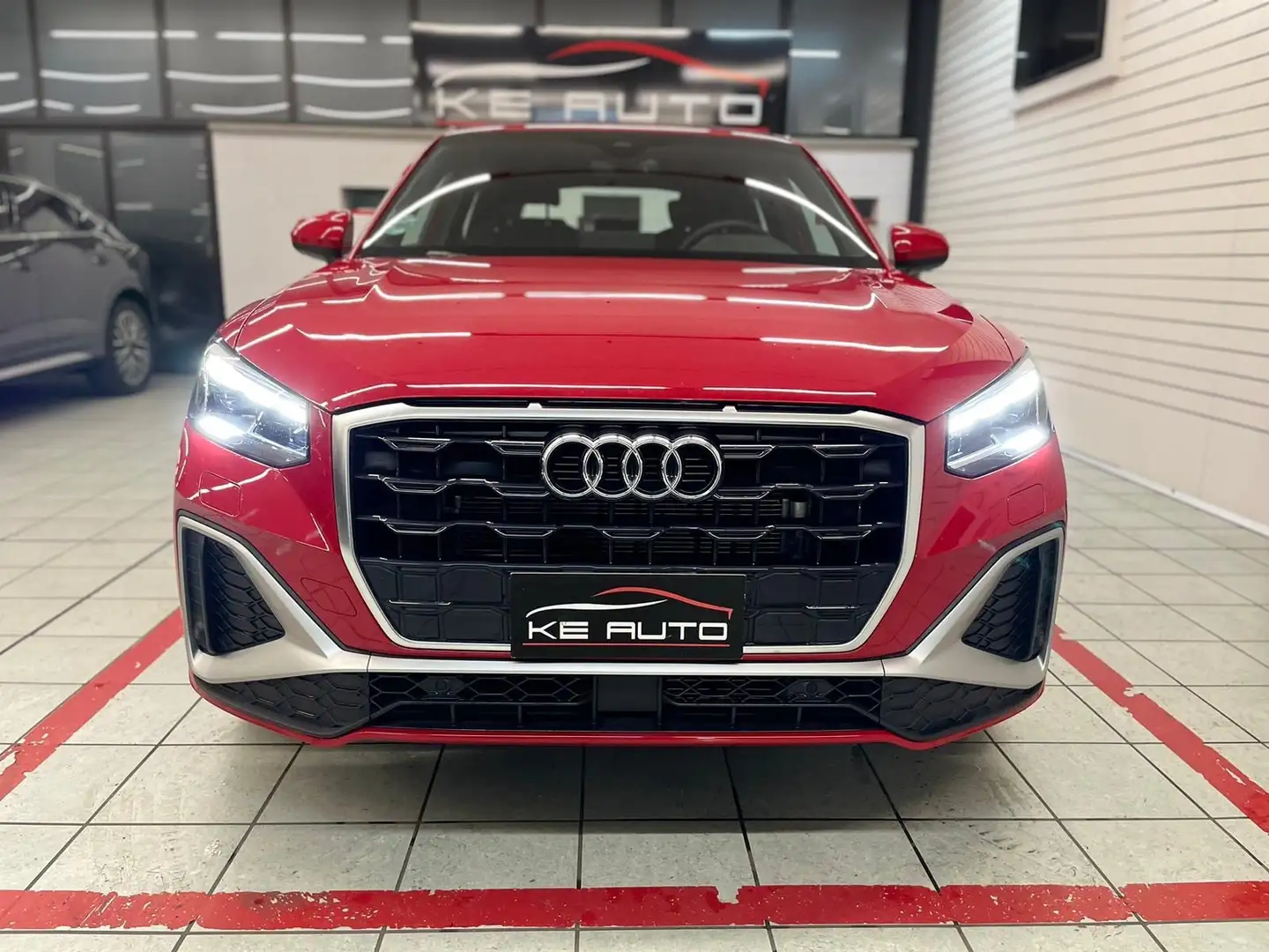 Audi Q2 30 1.6 Tdi Edition One S line ed.  s-tronic Rosso - 2
