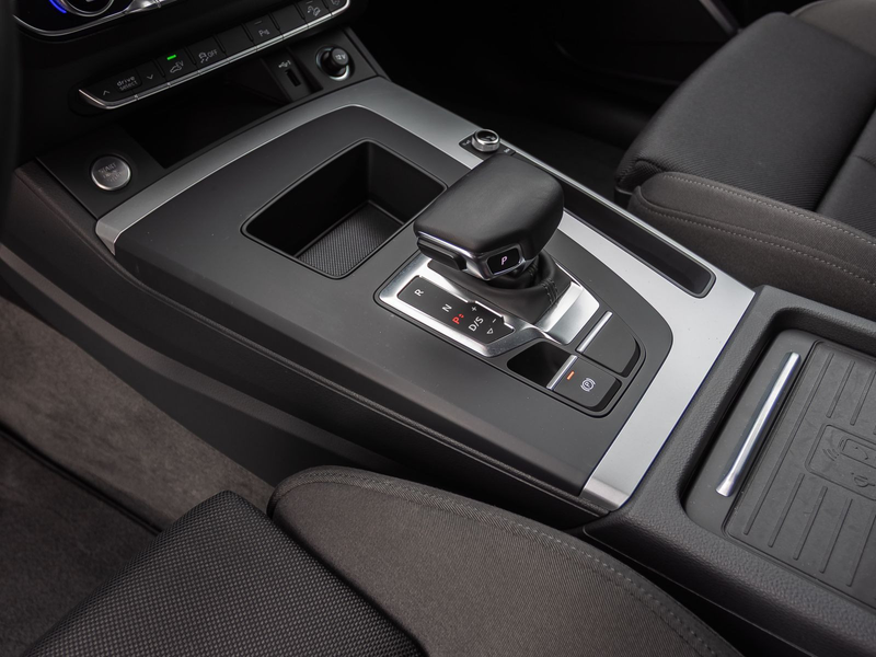 Audi Q5 adv 50TFSIe qu Stronic Navi LED ACC EPH AHK — photo 16