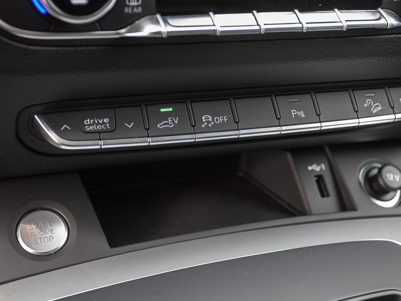 Audi Q5 adv 50TFSIe qu Stronic Navi LED ACC EPH AHK — photo 18