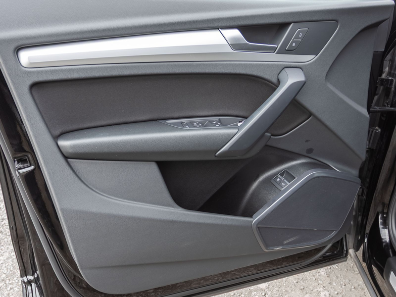 Audi Q5 adv 50TFSIe qu Stronic Navi LED ACC EPH AHK — photo 12