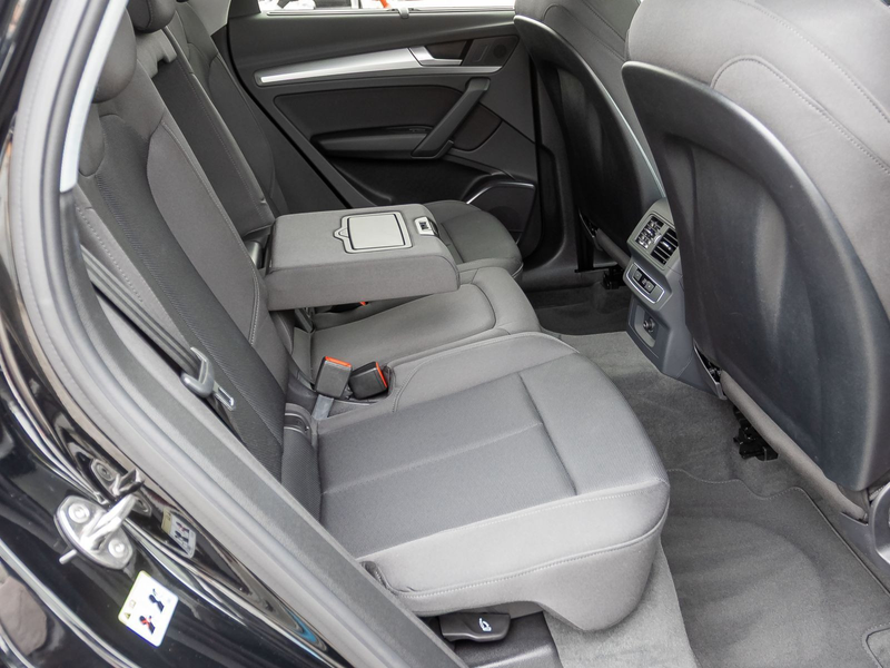 Audi Q5 adv 50TFSIe qu Stronic Navi LED ACC EPH AHK — photo 24