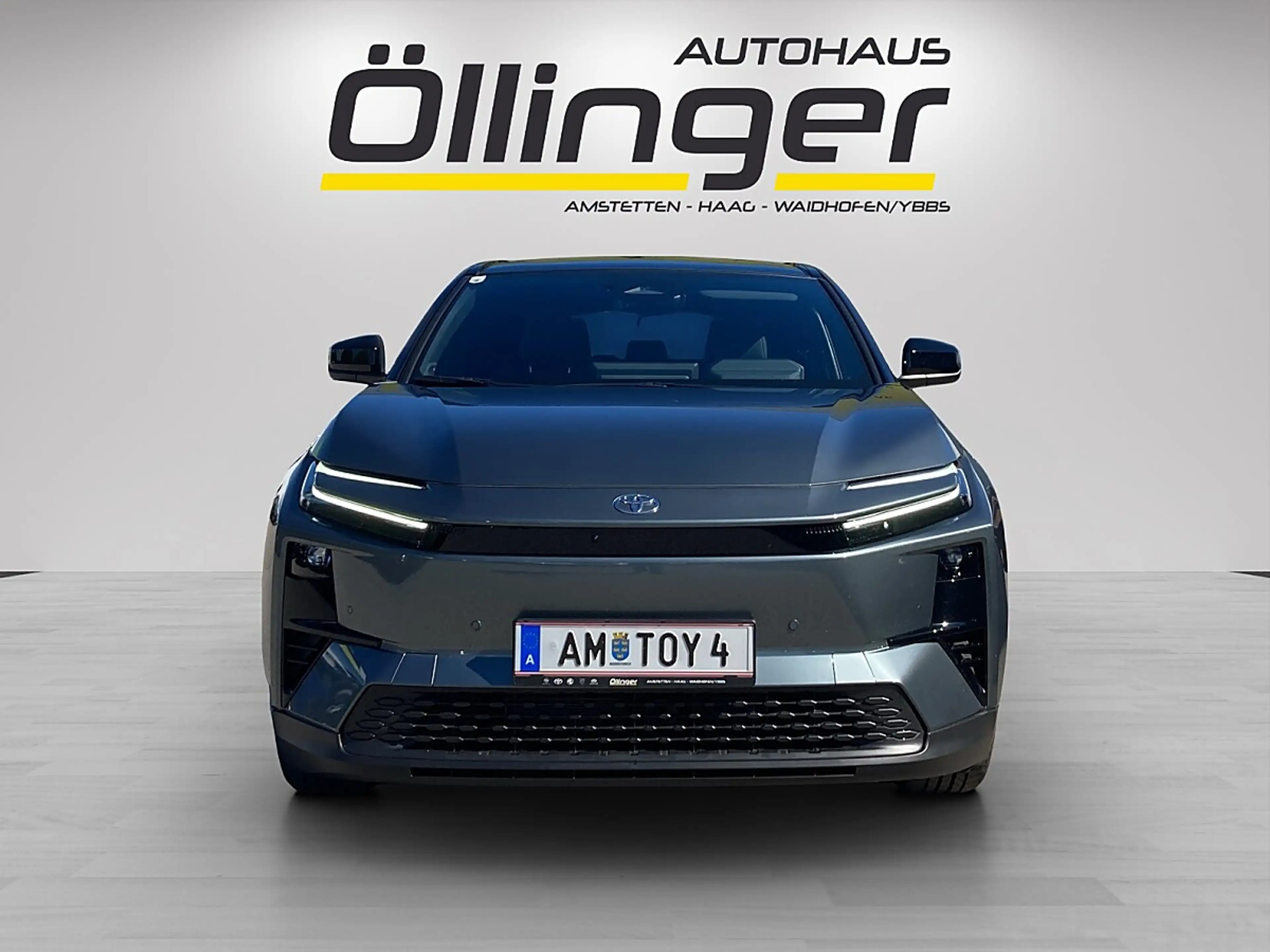 Toyota C-HR+ Elektro 77kWh AWD Lounge + Metallic + Sky & Sou... — photo 6