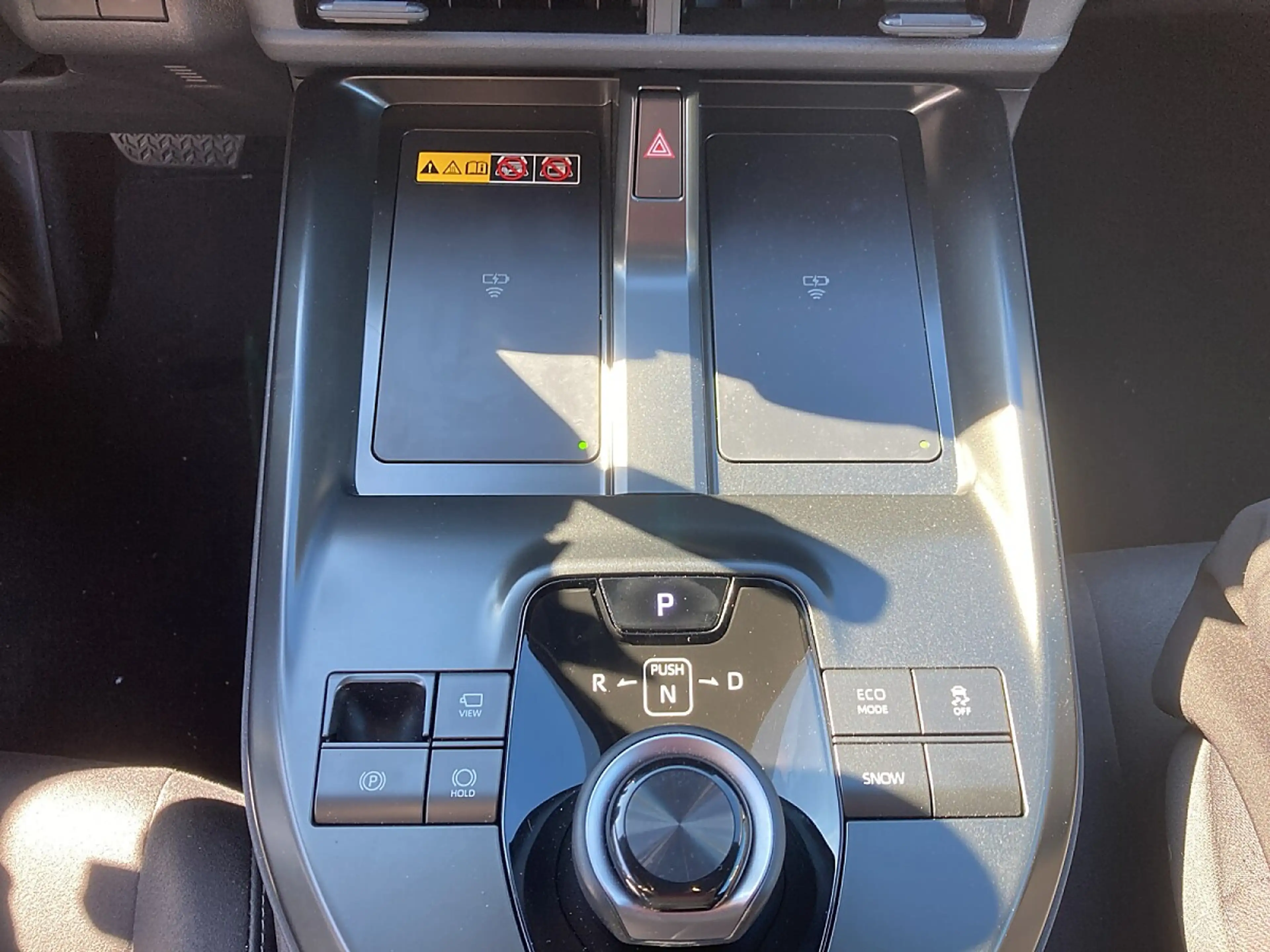 Toyota C-HR+ Elektro 77kWh AWD Lounge + Metallic + Sky & Sou... — photo 11