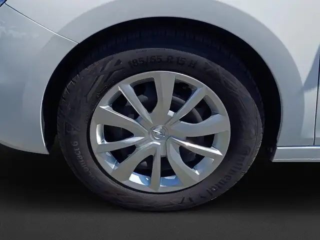 Opel Corsa view 8