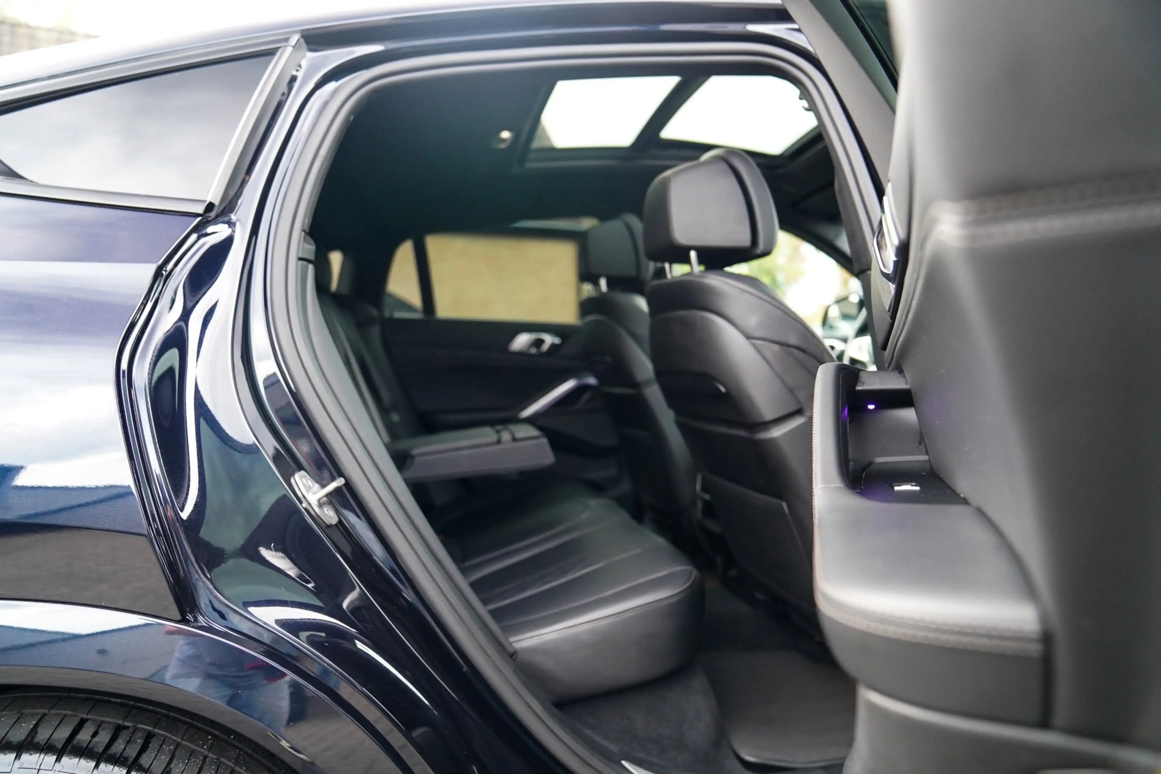 BMW X6 XDrive40i High Executive | Panorama | 360cam | Car — photo 21