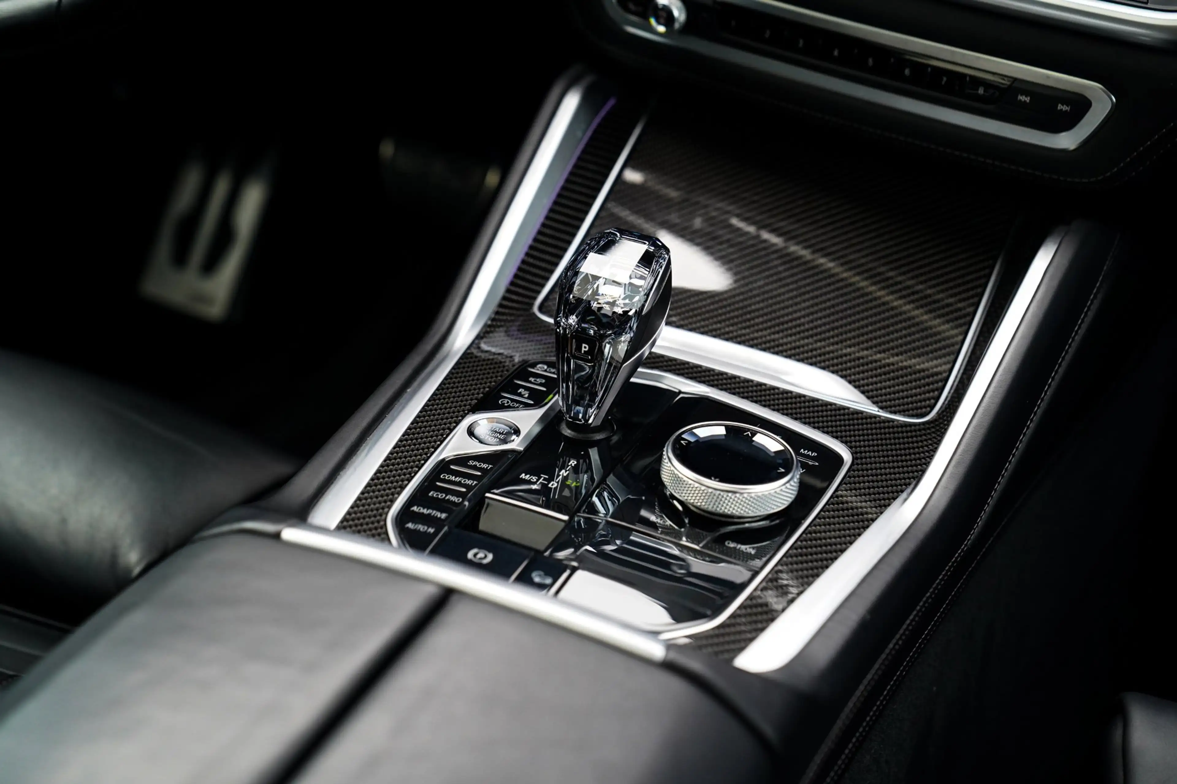 BMW X6 XDrive40i High Executive | Panorama | 360cam | Car — photo 29
