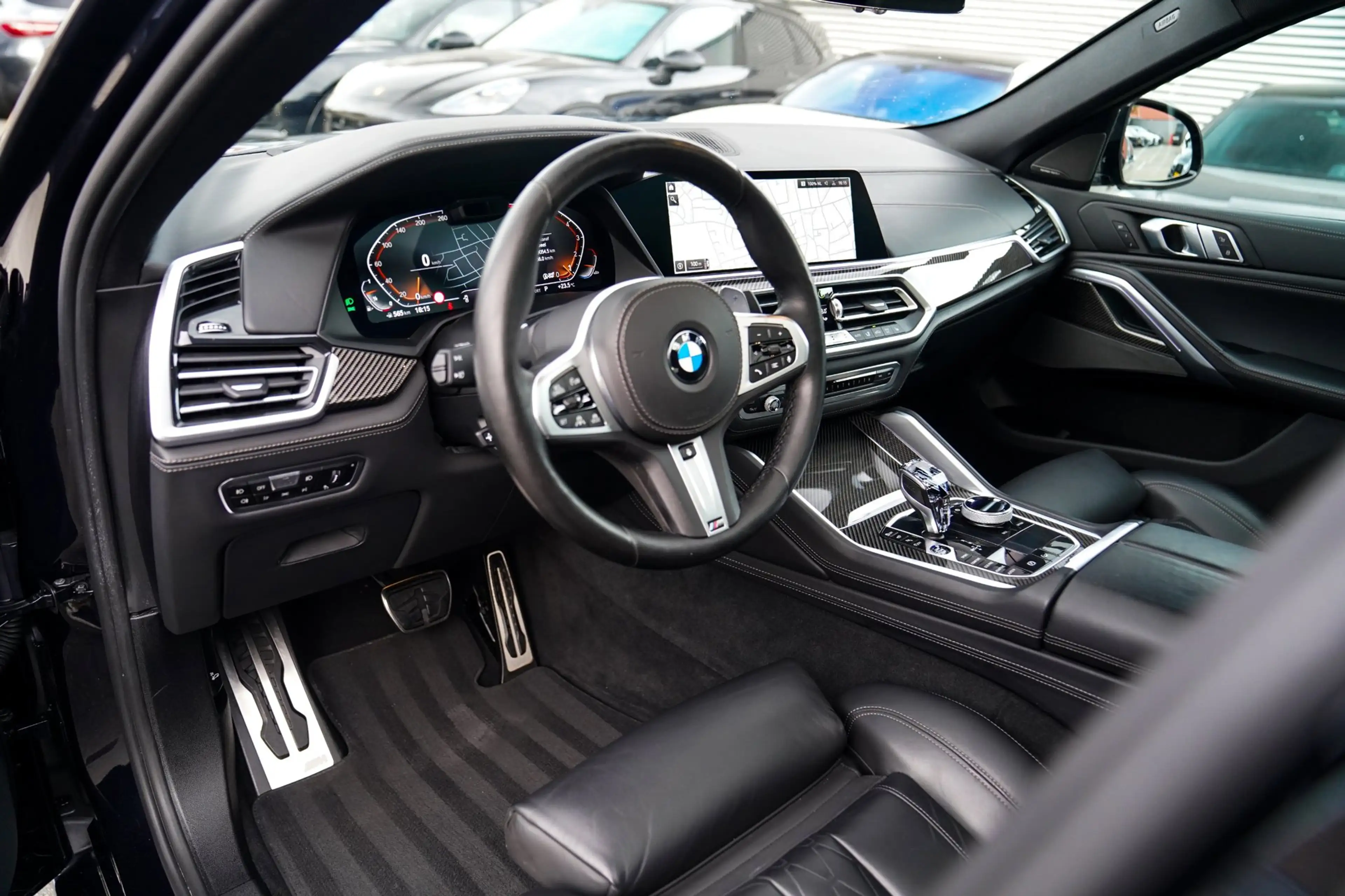 BMW X6 XDrive40i High Executive | Panorama | 360cam | Car — photo 6