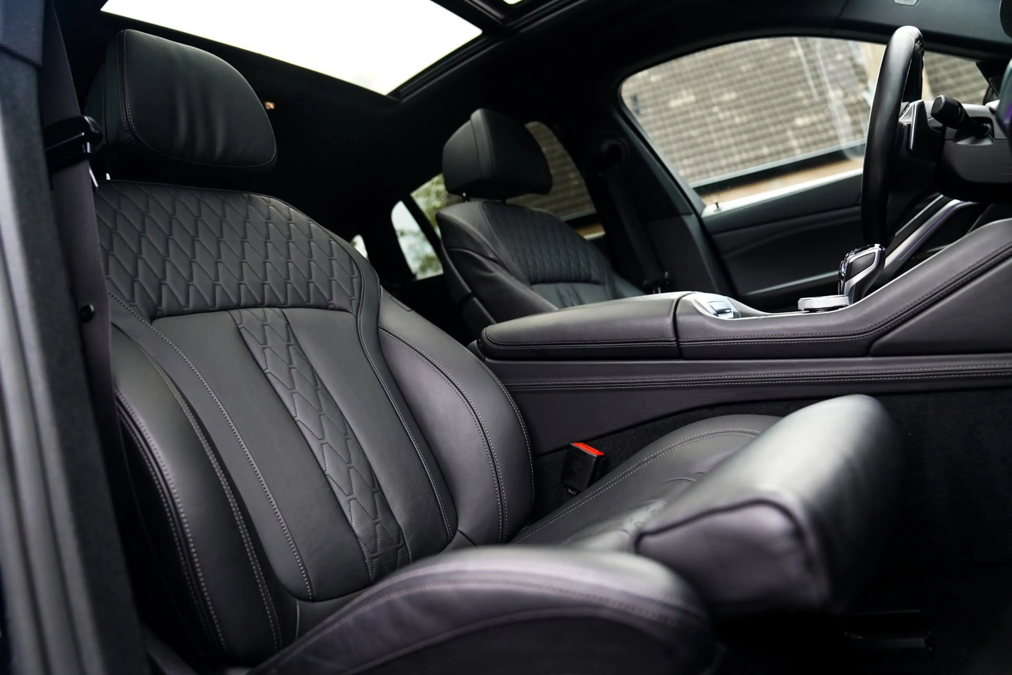 BMW X6 XDrive40i High Executive | Panorama | 360cam | Car — photo 32