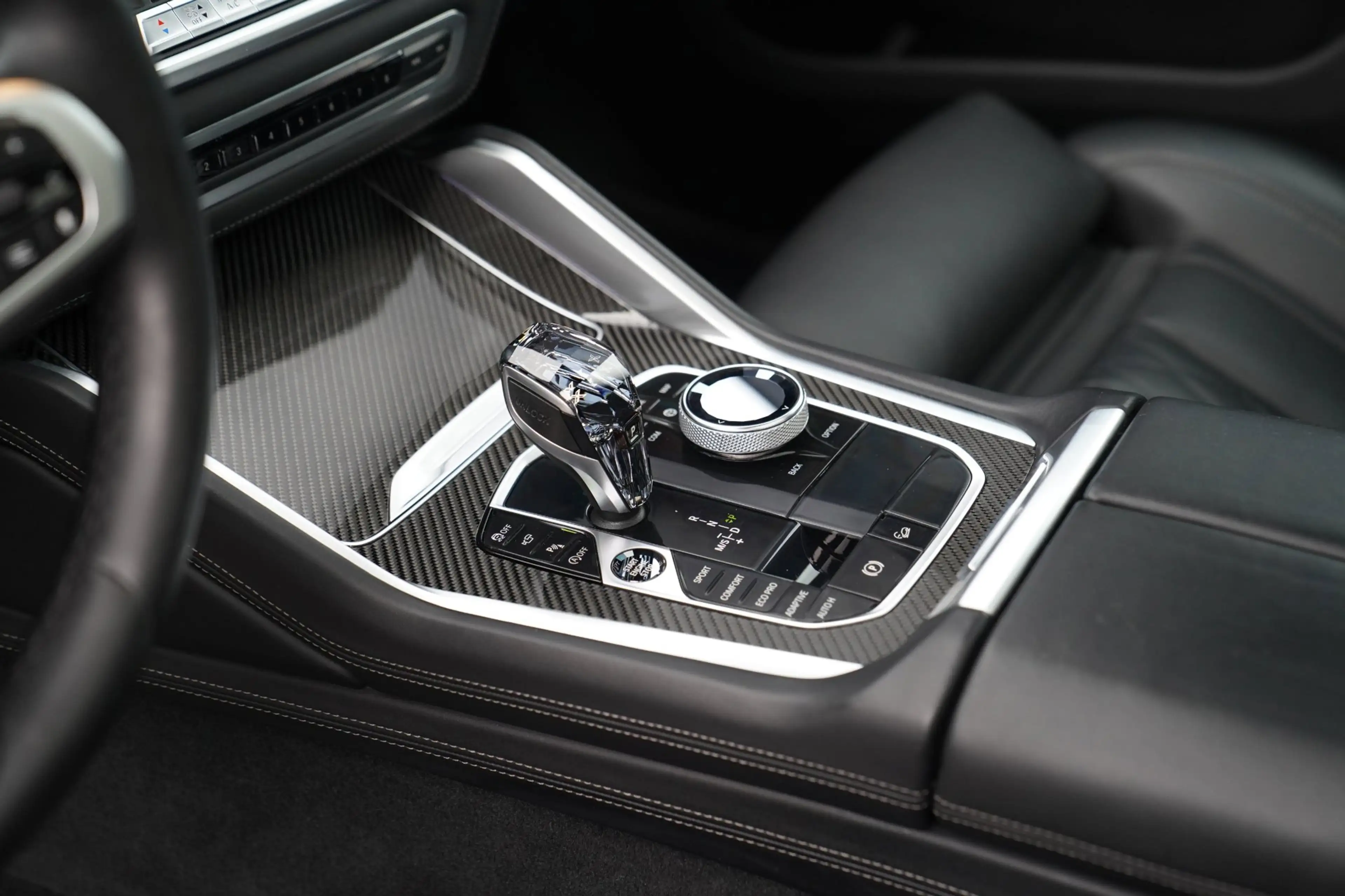 BMW X6 XDrive40i High Executive | Panorama | 360cam | Car — photo 26