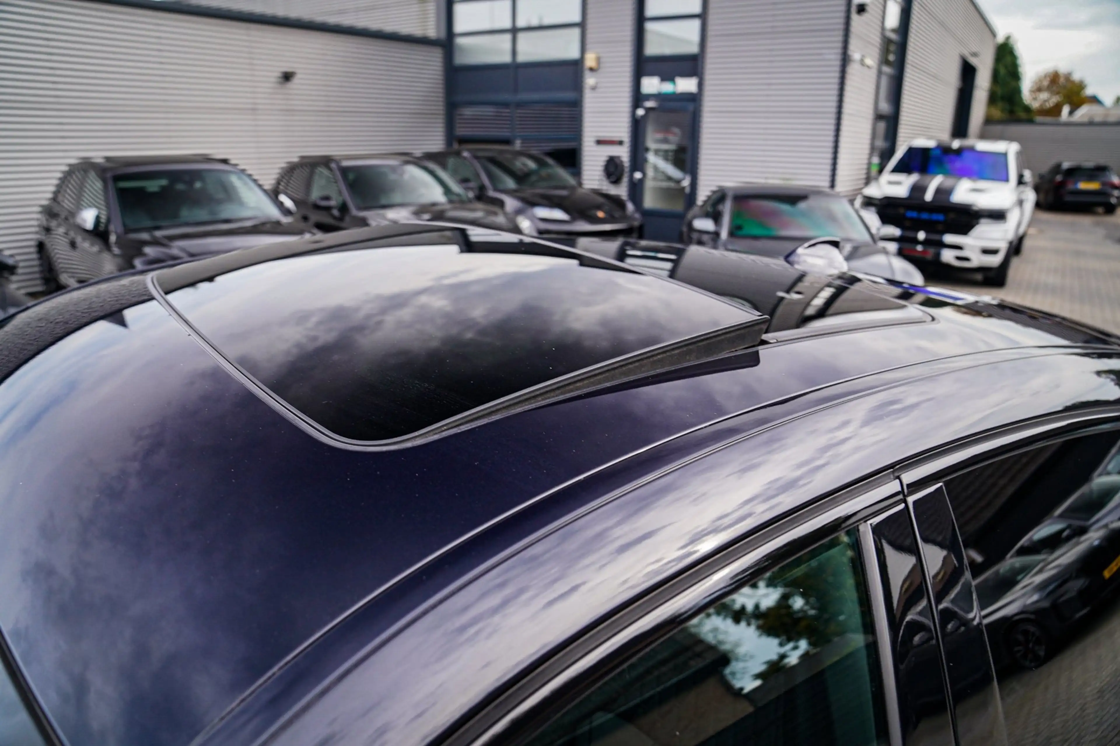 BMW X6 XDrive40i High Executive | Panorama | 360cam | Car — photo 42