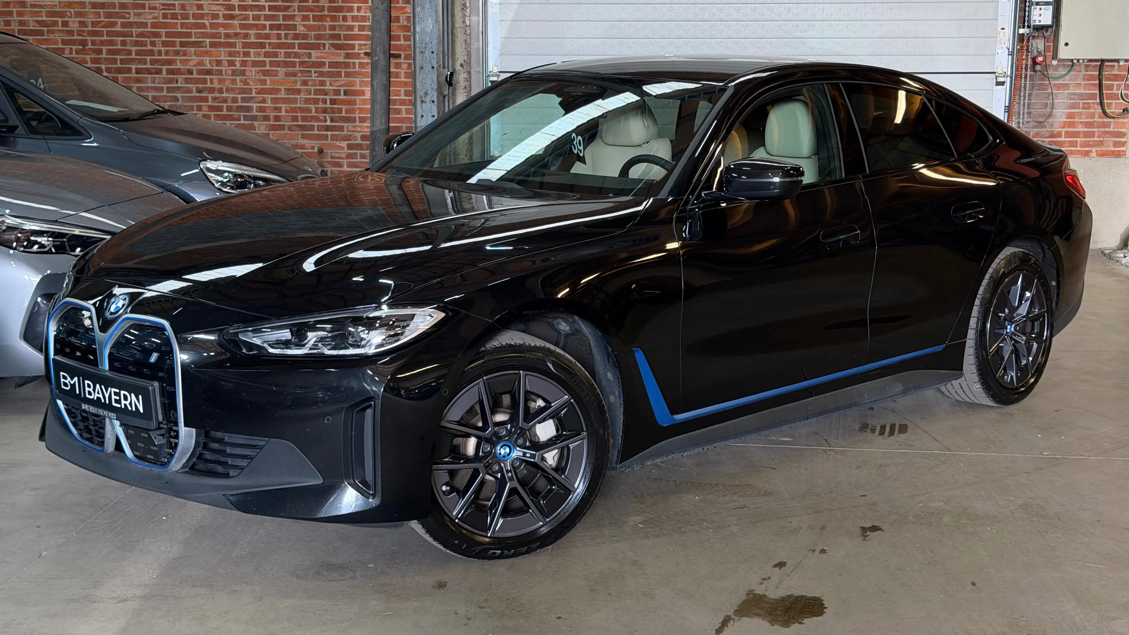 BMW i4 Gran Coupe eDrive35 Garantie Automaat