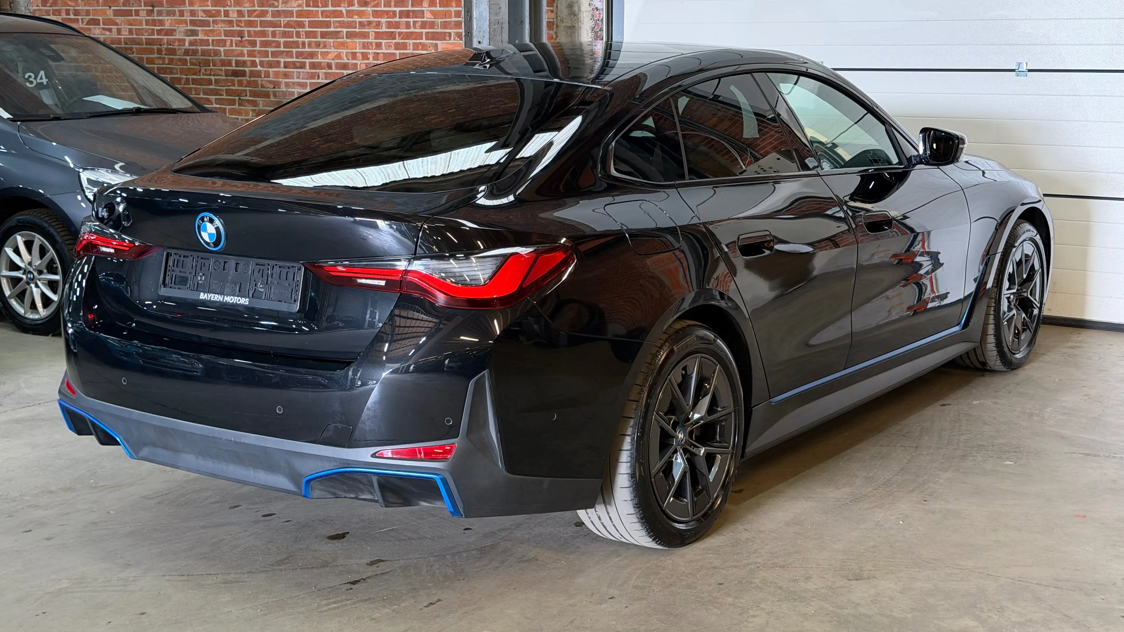 BMW i4 Gran Coupe eDrive35 Garantie Automaat — photo 2