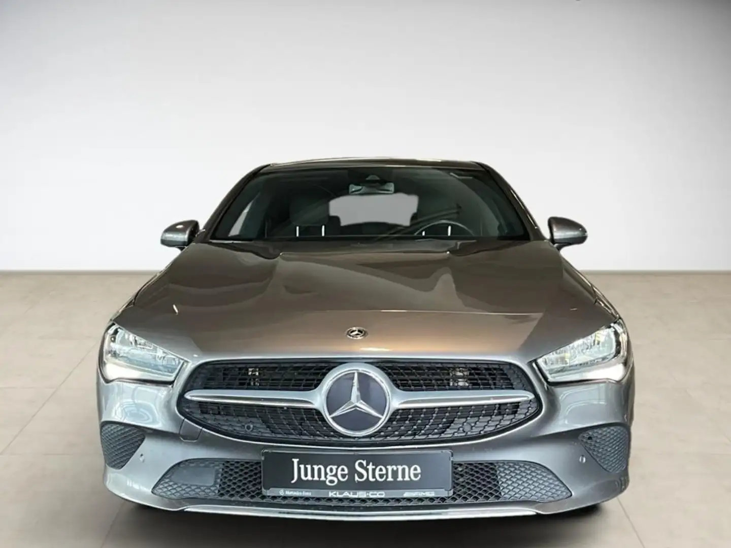 Mercedes-Benz CLA 180 CLA 180 Progressive Shooting Brake PDC SHZ AUT Grau - 2