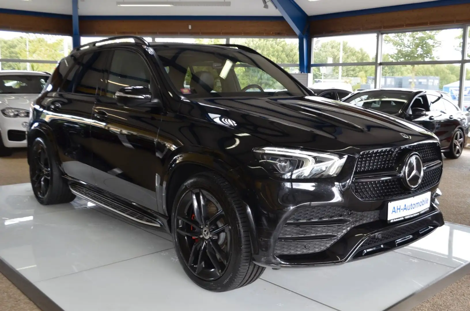 Mercedes-Benz GLE 450 4Matic AMG-PAKET XENON / NAVI / PANORAMA Schwarz - 2
