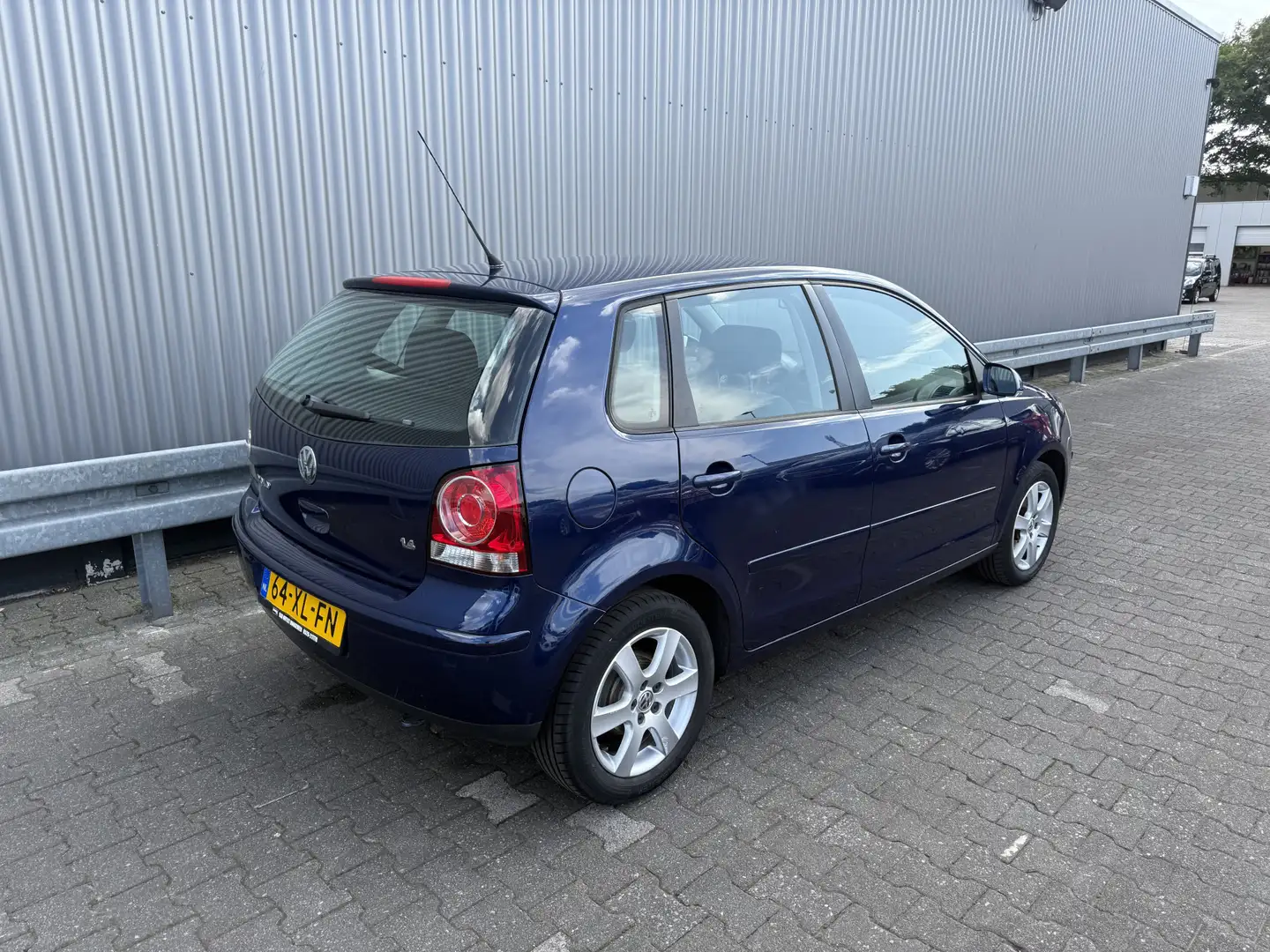 Volkswagen Polo 1.4-16V Optive 5Drs 130DKM NAP Airco LM --Inruil M Blauw - 2