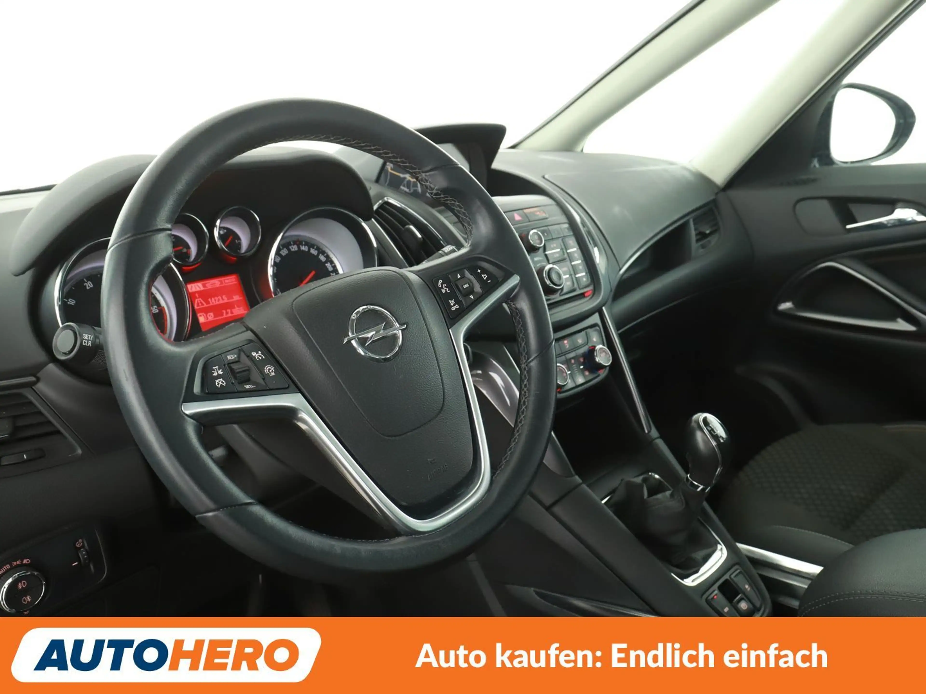 Opel Zafira Tourer 1.6 CDTI DPF Innovation*NAVI*XENON*ACC*PDC*SHZ* — photo 11