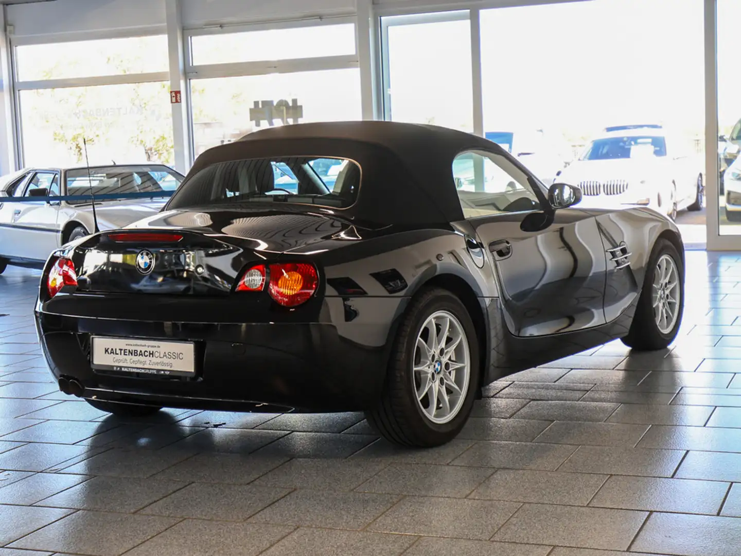 BMW Z4 2.5i LEDER SITZHEIZUNG KLIMAAUTOMATIK Schwarz - 2