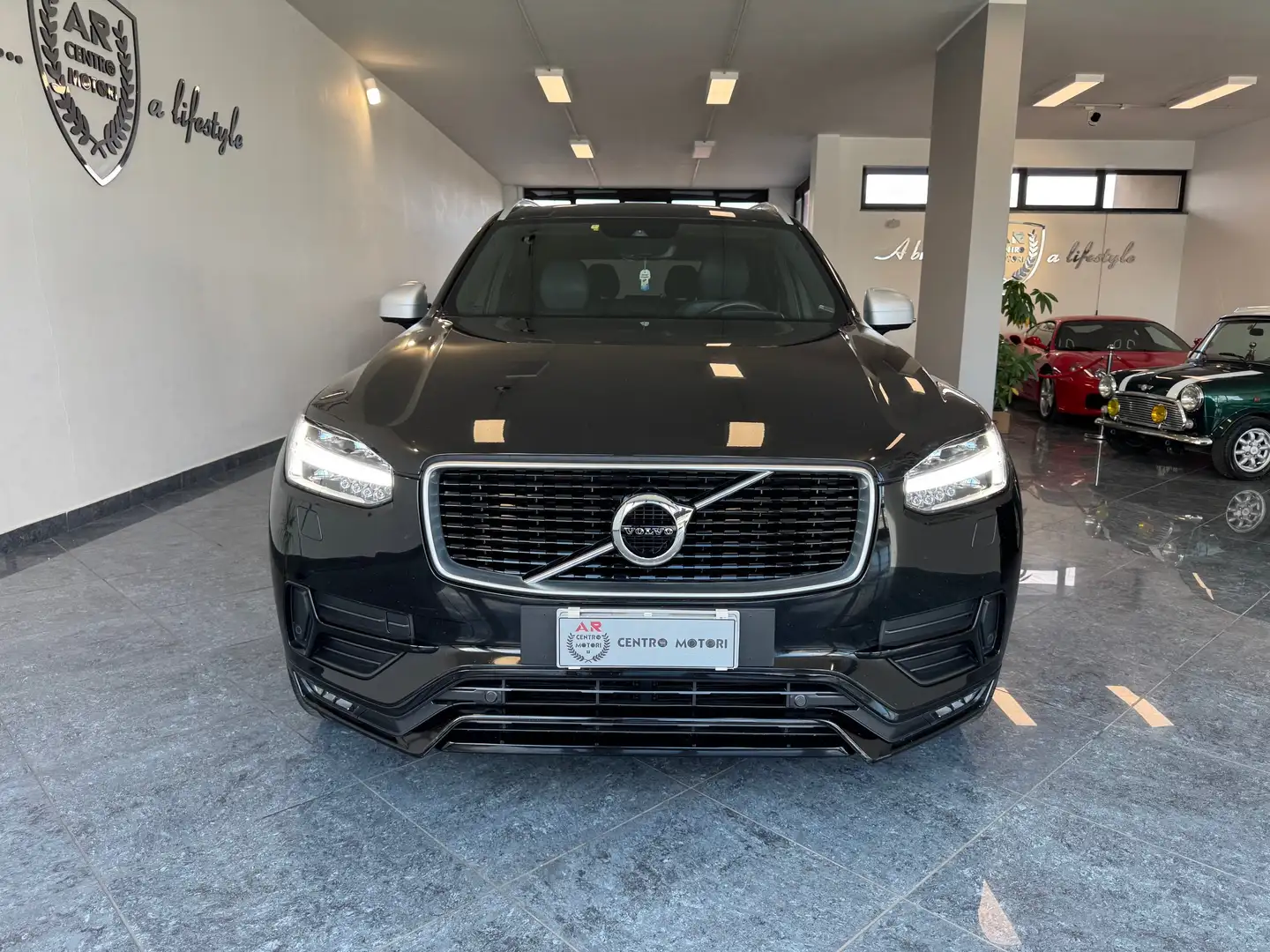 Volvo XC90 2.0 d5 R-design awd 235cv 7posti Head-up Full Opt Nero - 2
