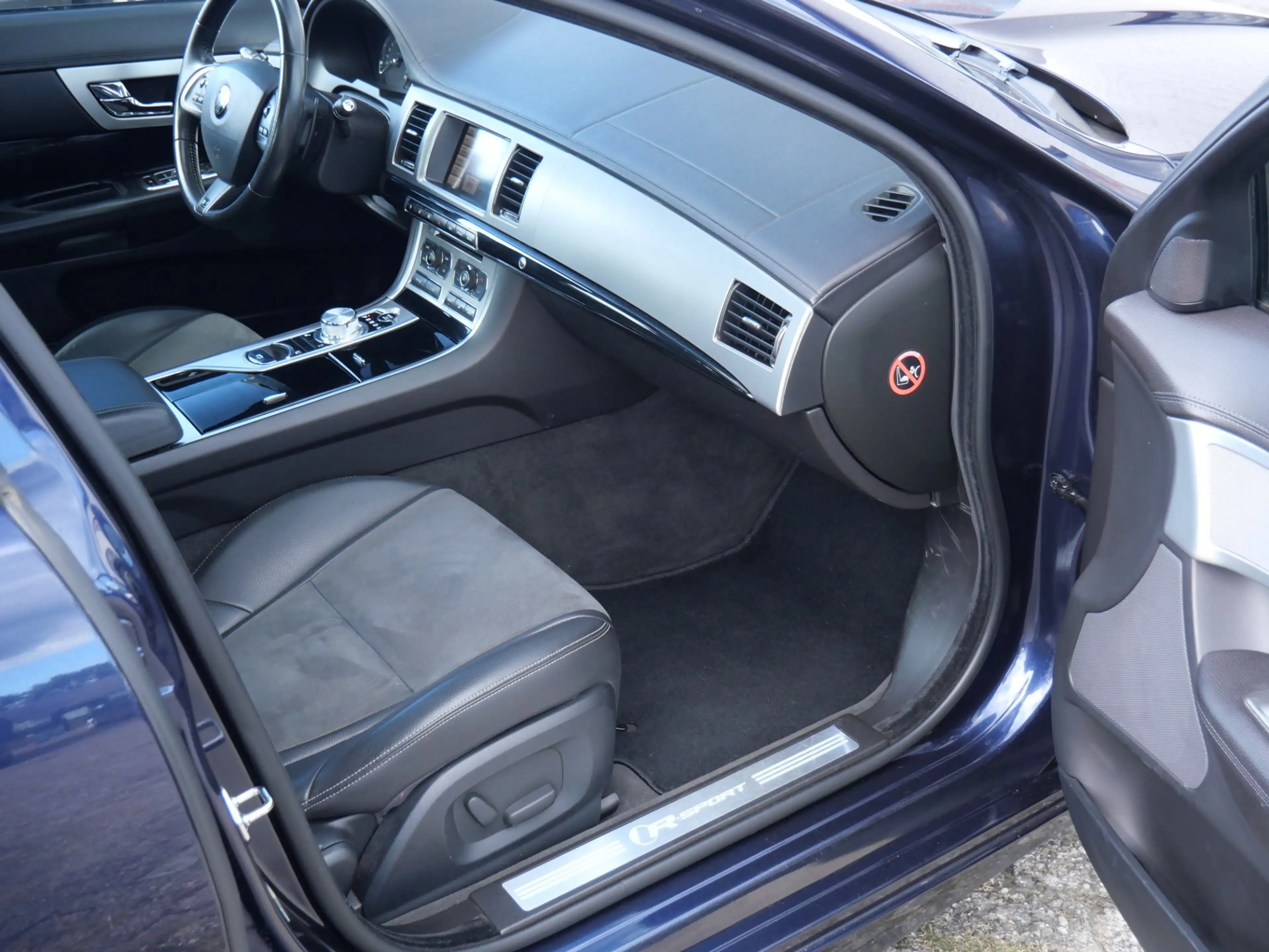 Jaguar XF 2.0d R Sport 175.000km !!! Led Schuifdak Leder Cru — photo 6