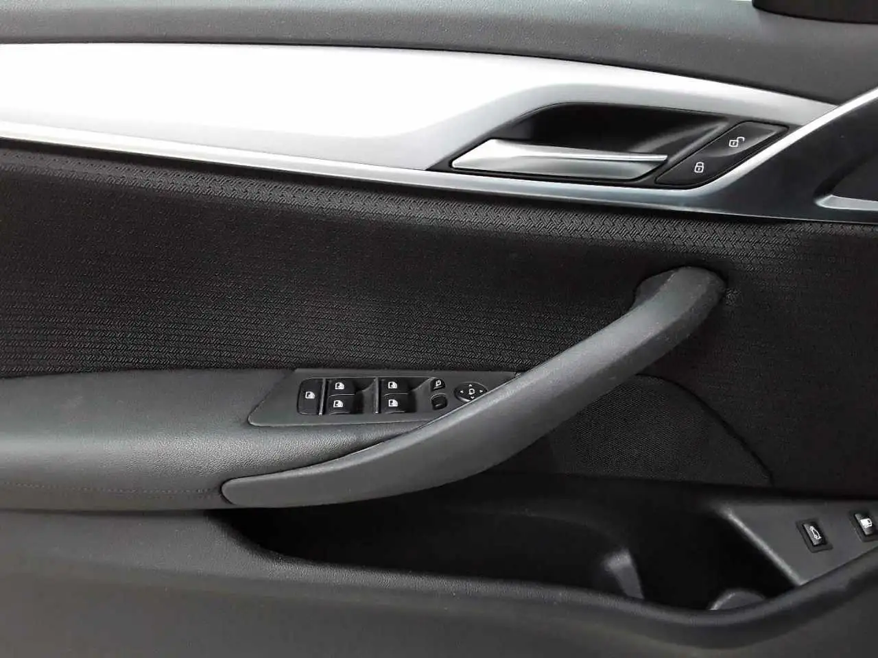 BMW 520 520e Aut. Navi SHZ LED, миниатюра 17
