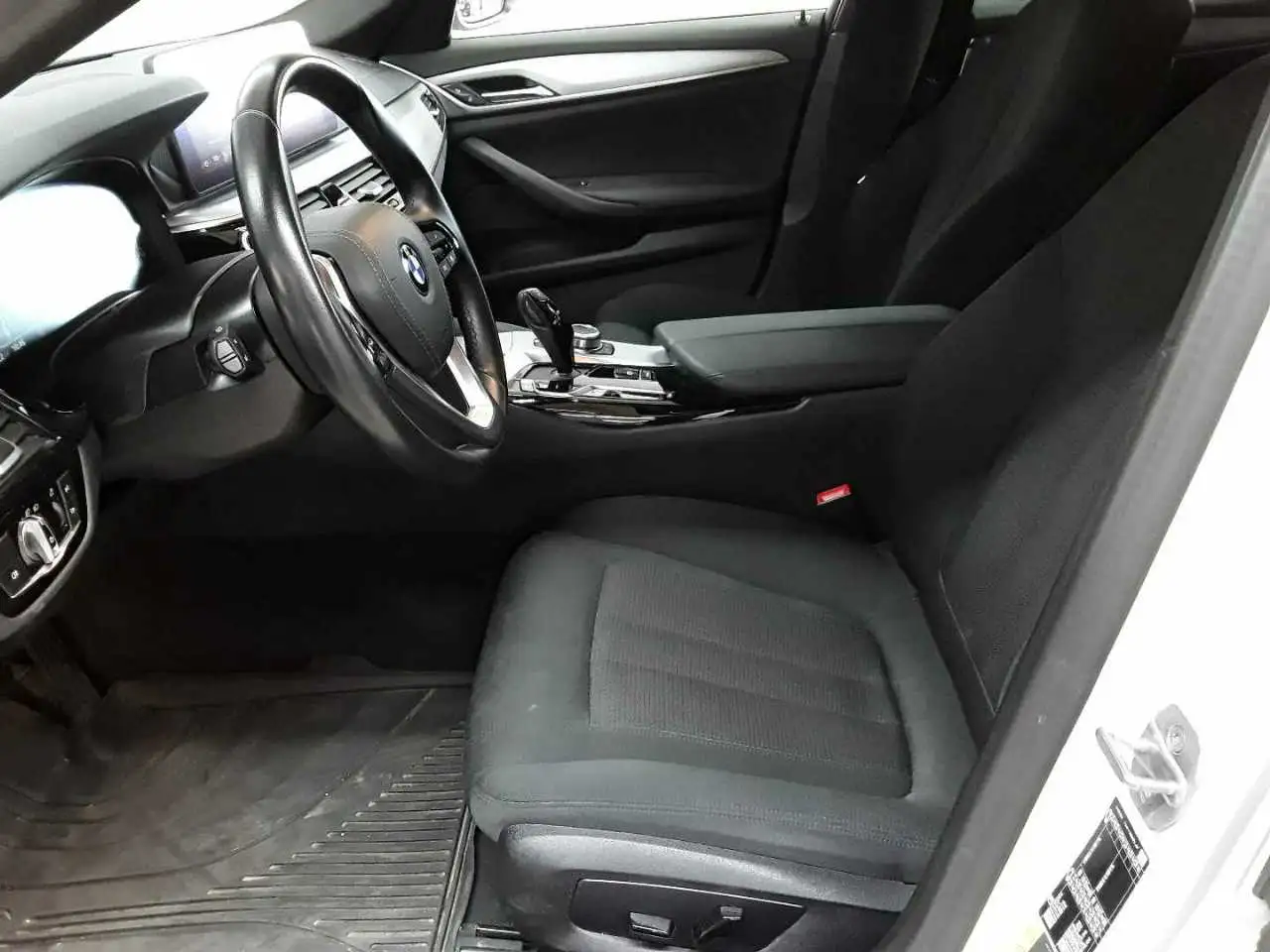 BMW 520 520e Aut. Navi SHZ LED, миниатюра 7