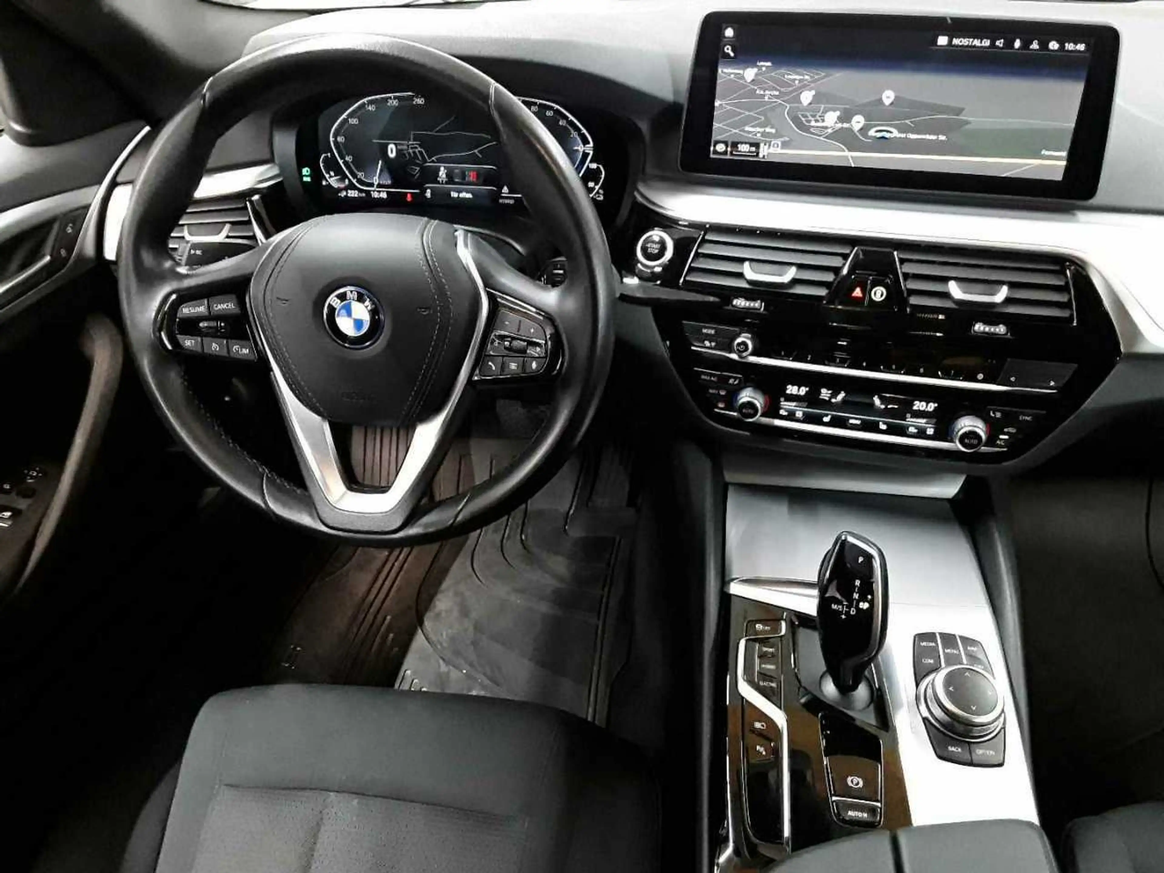 BMW 520 520e Aut. Navi SHZ LED — photo 10